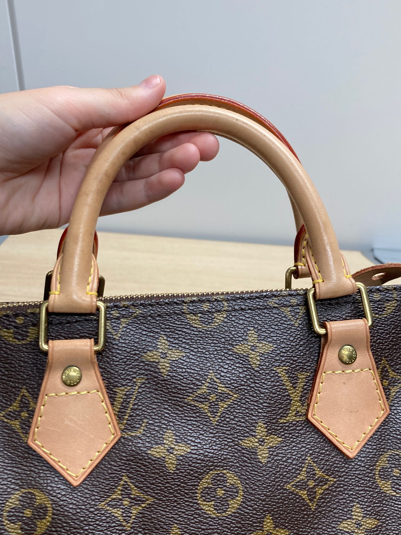 Louis Vuitton speedy 35 monogram