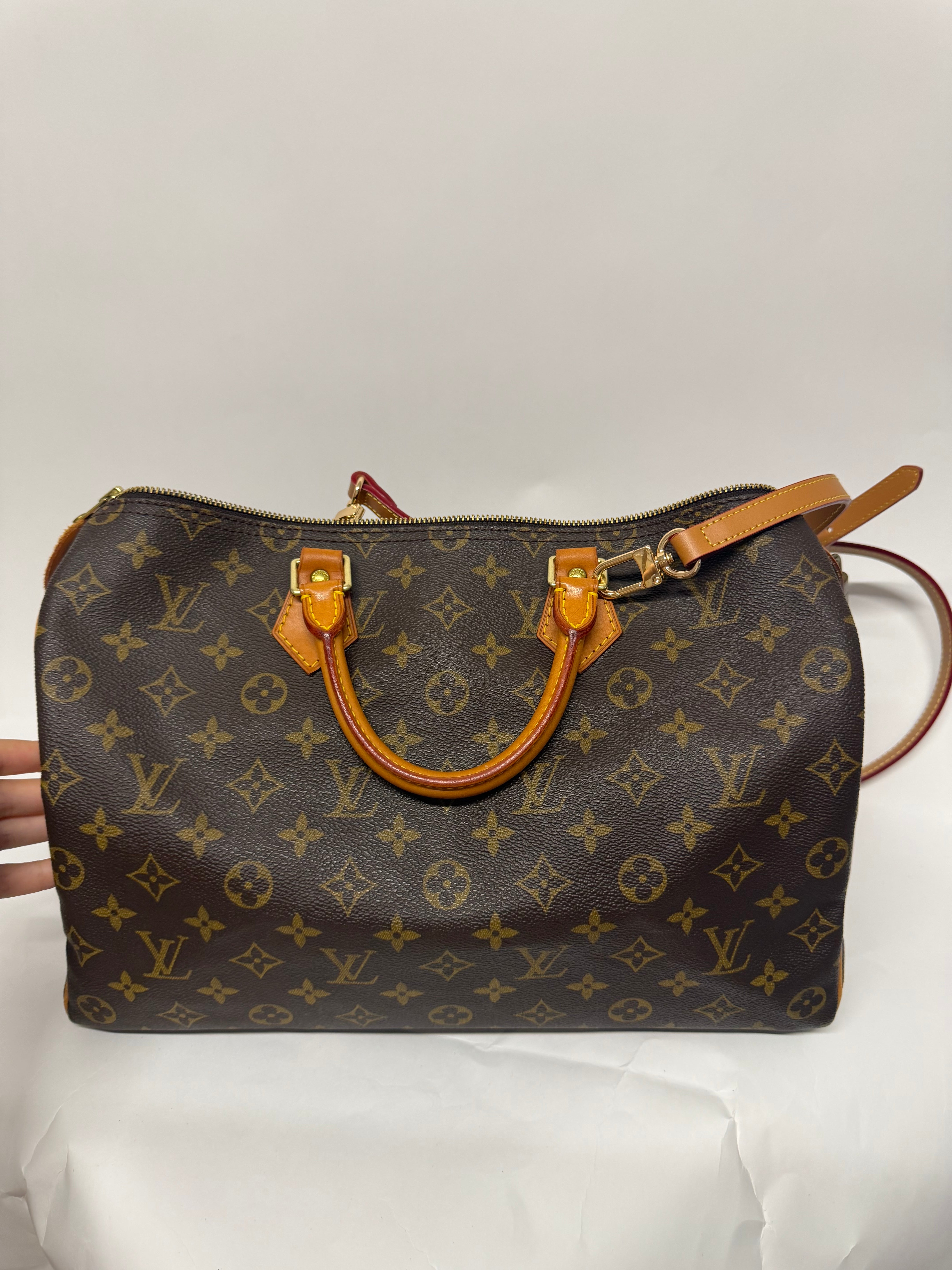 Louis Vuitton Speedy 35 SP0030
