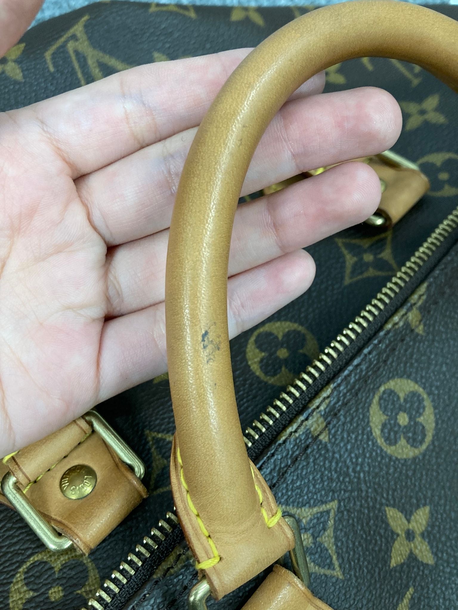 Louis Vuitton speedy 30 canvas monogram