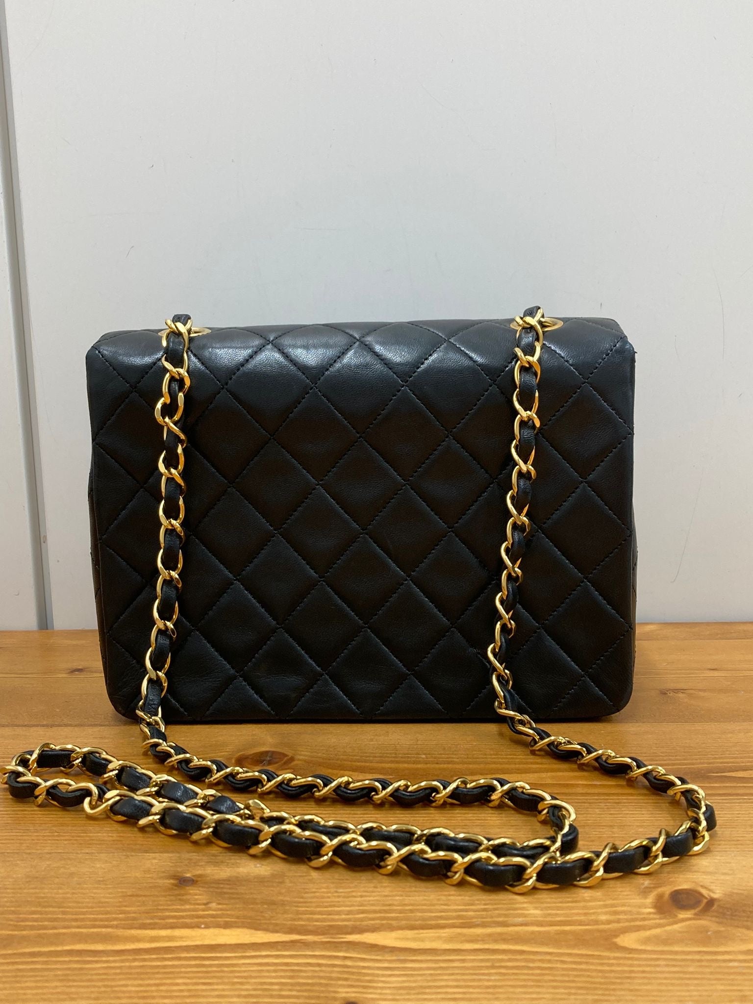 Chanel timeless 20 vintage