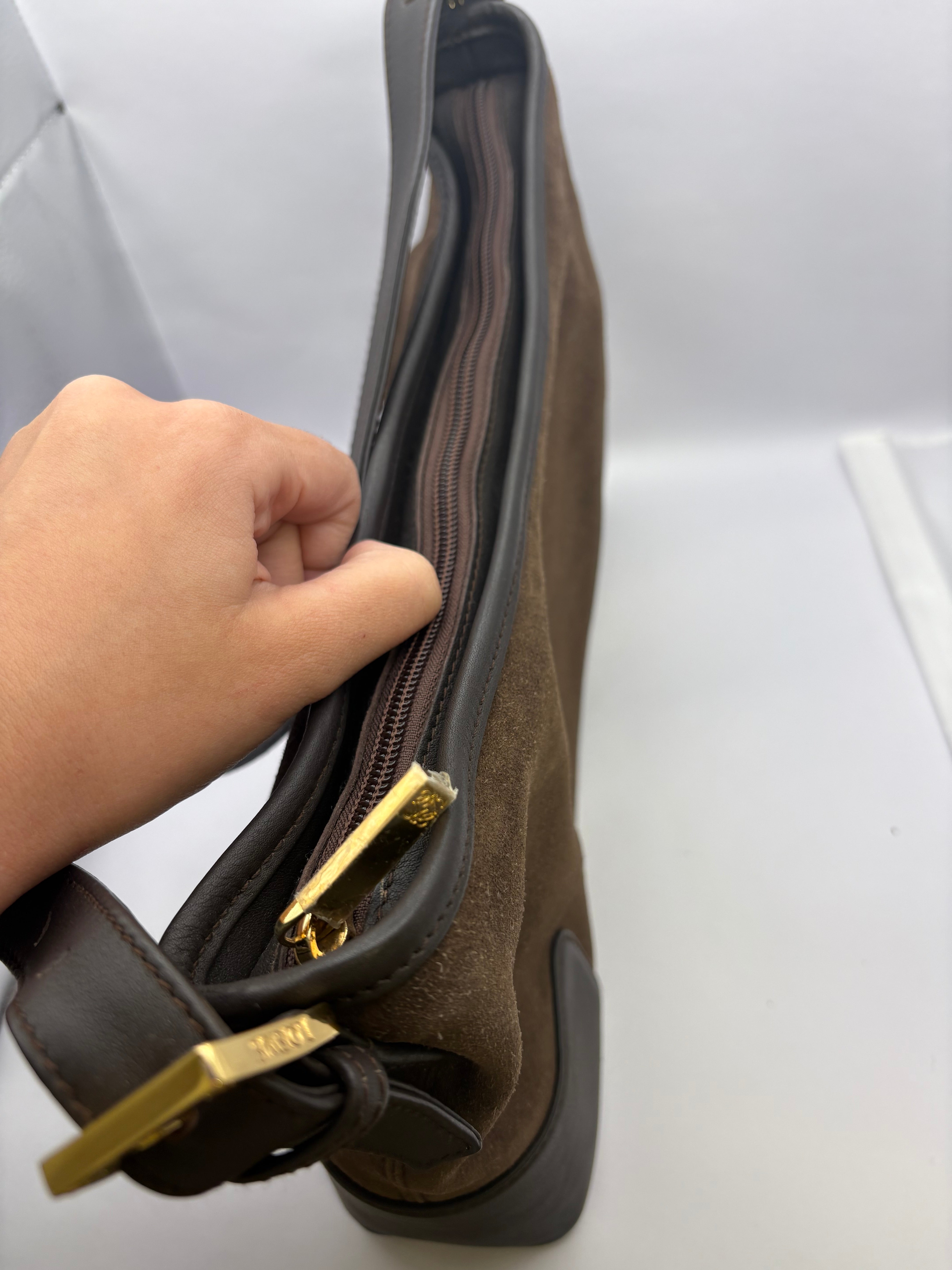 Loewe hobo bag ante y piel marrón oscuro