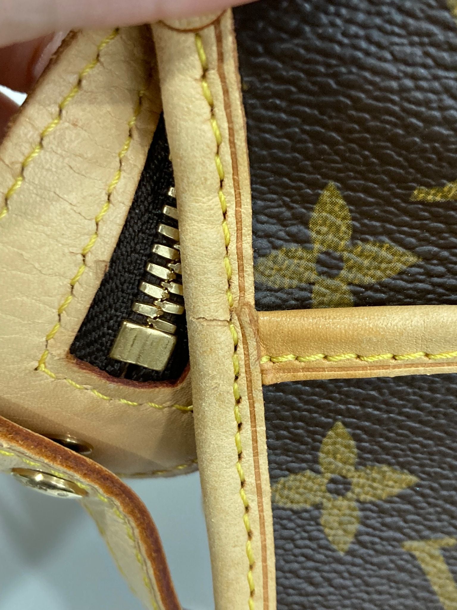 Louis Vuitton bandolera long