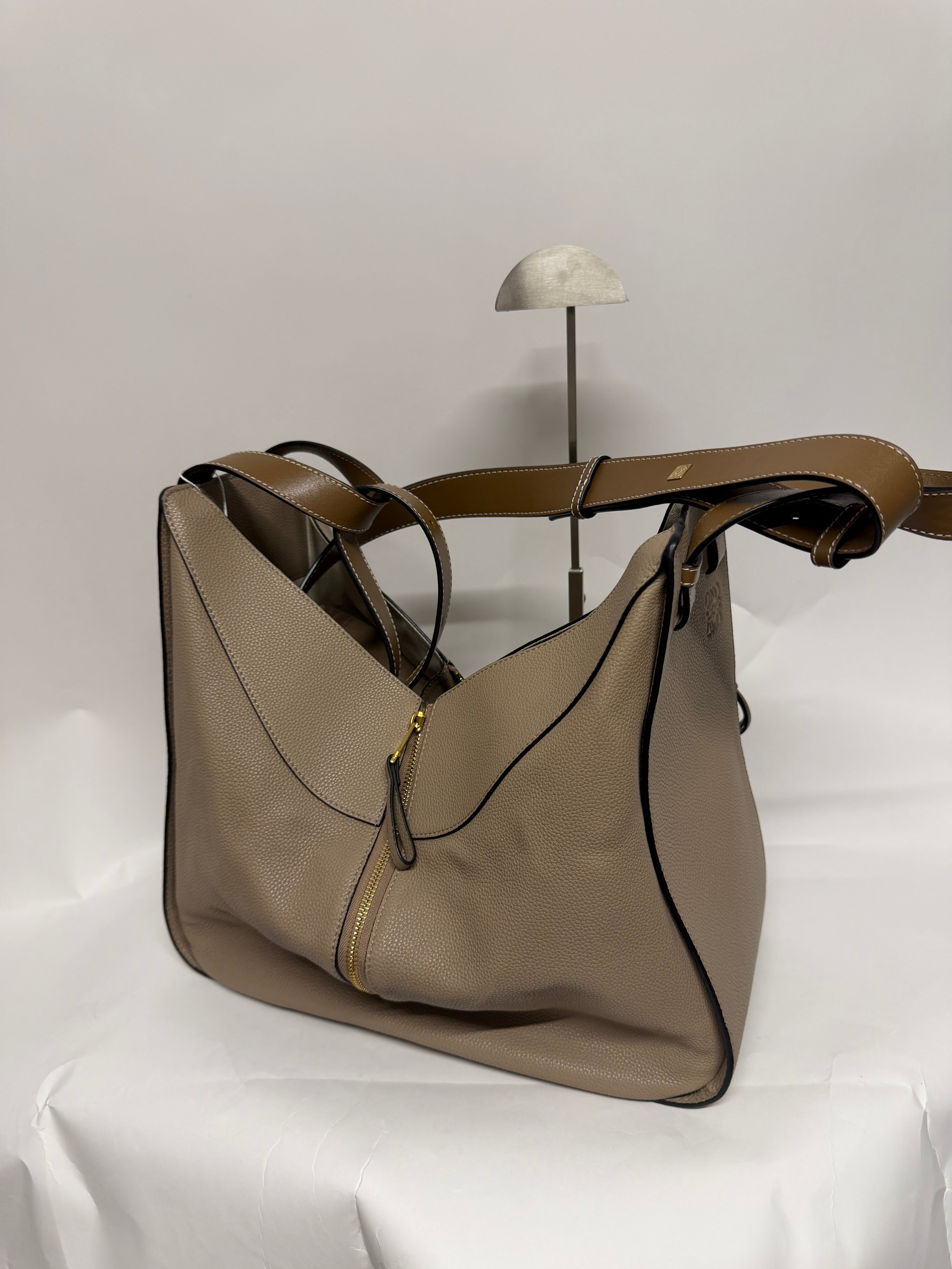 Loewe Hammock Mediana-grande Arena