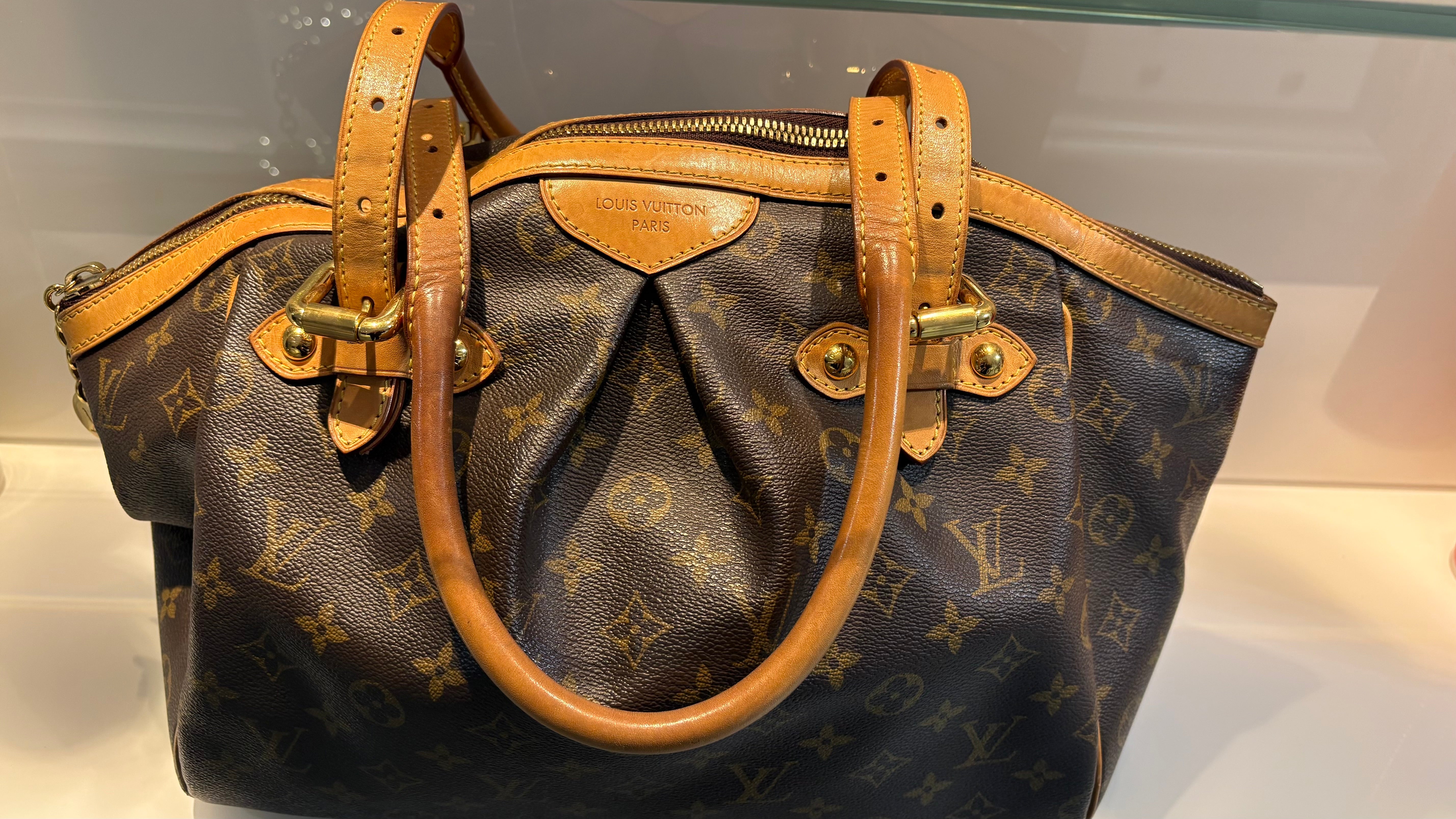 Louis Vuitton Tivoli MM