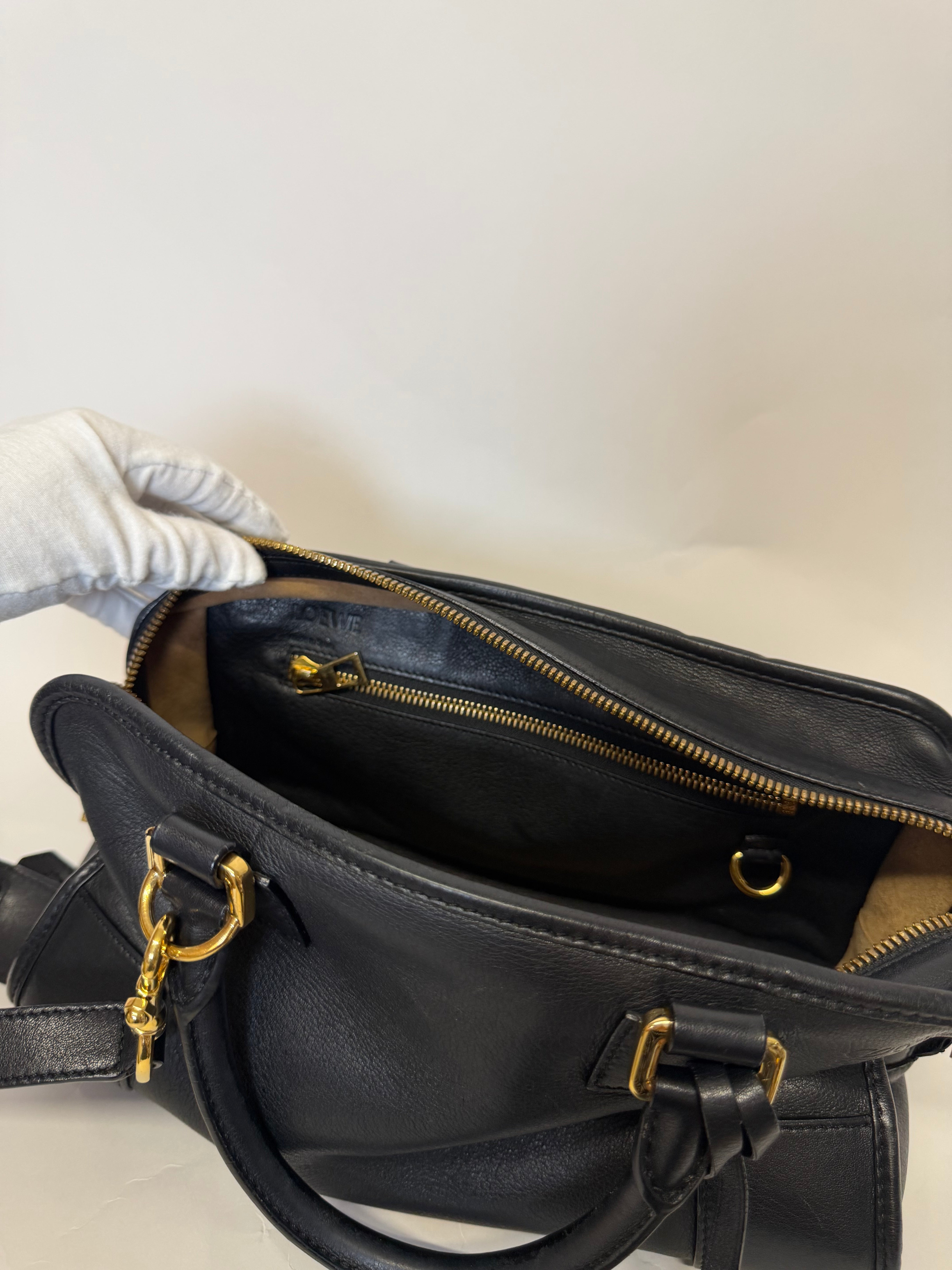 Loewe Amazona 28 Negro modelo nuevo con bandolera
