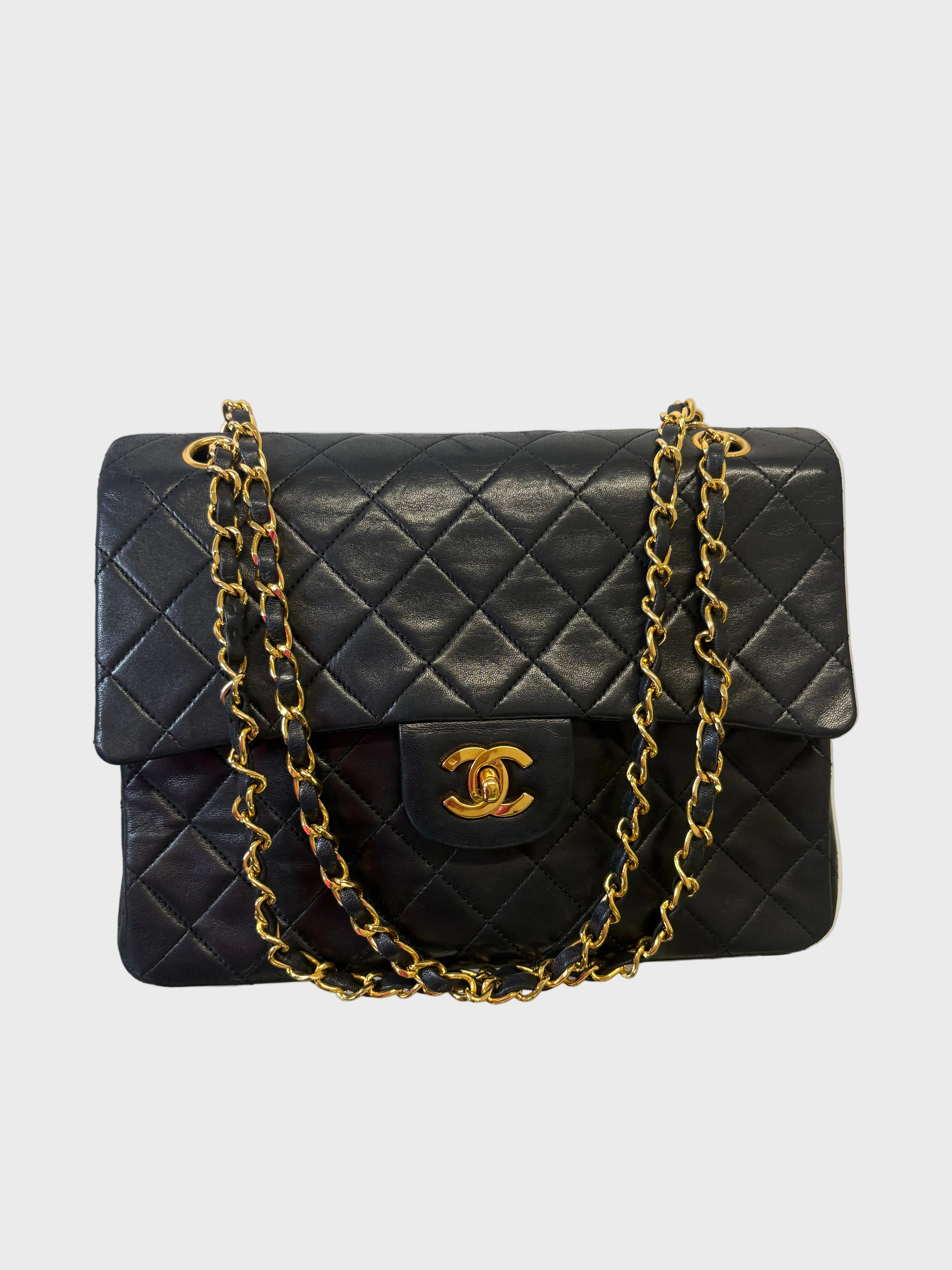 Chanel timeless 25 double flap matelassé negro – serie 1