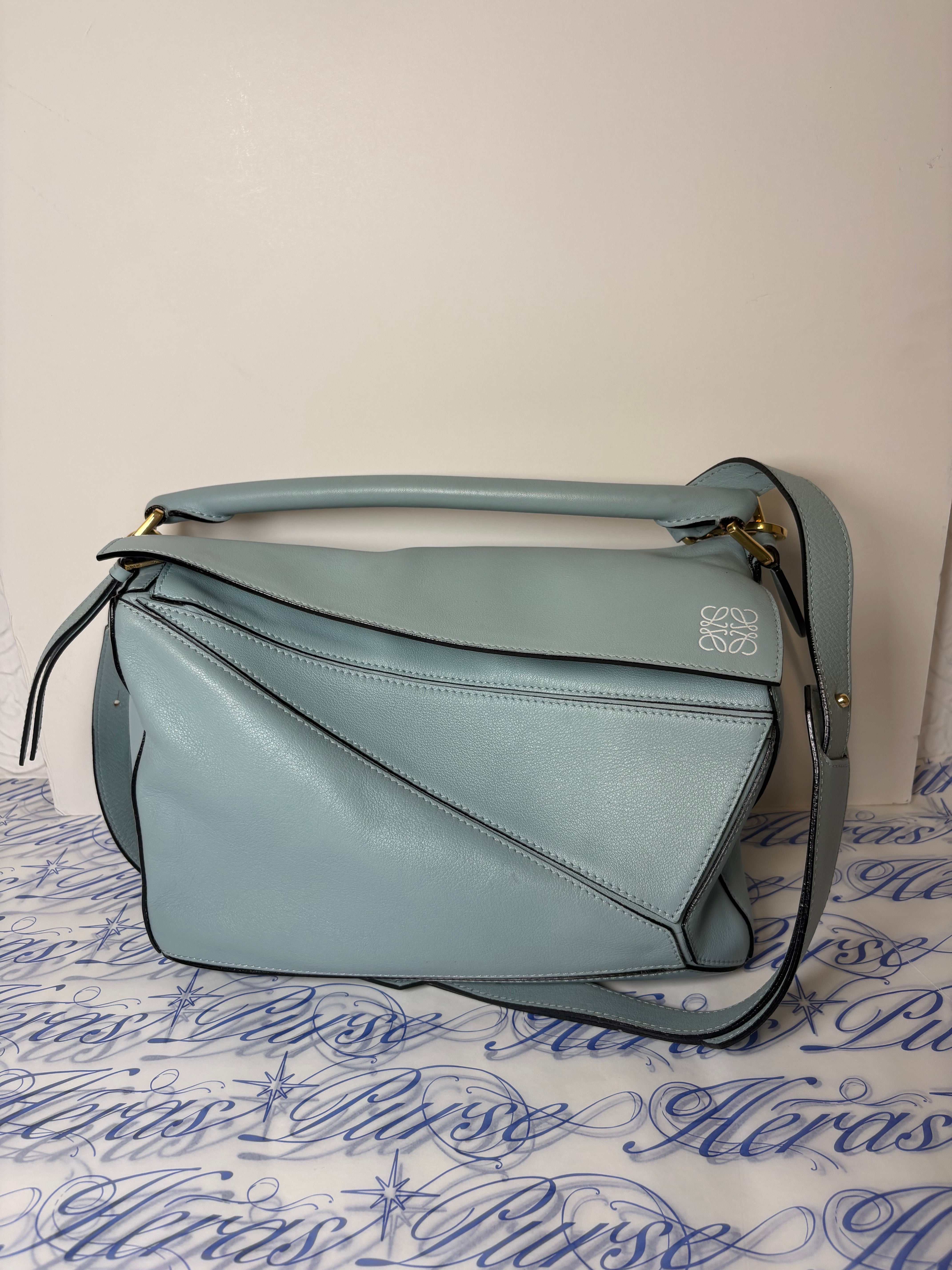 Loewe puzzle bag mediano sky baby blue