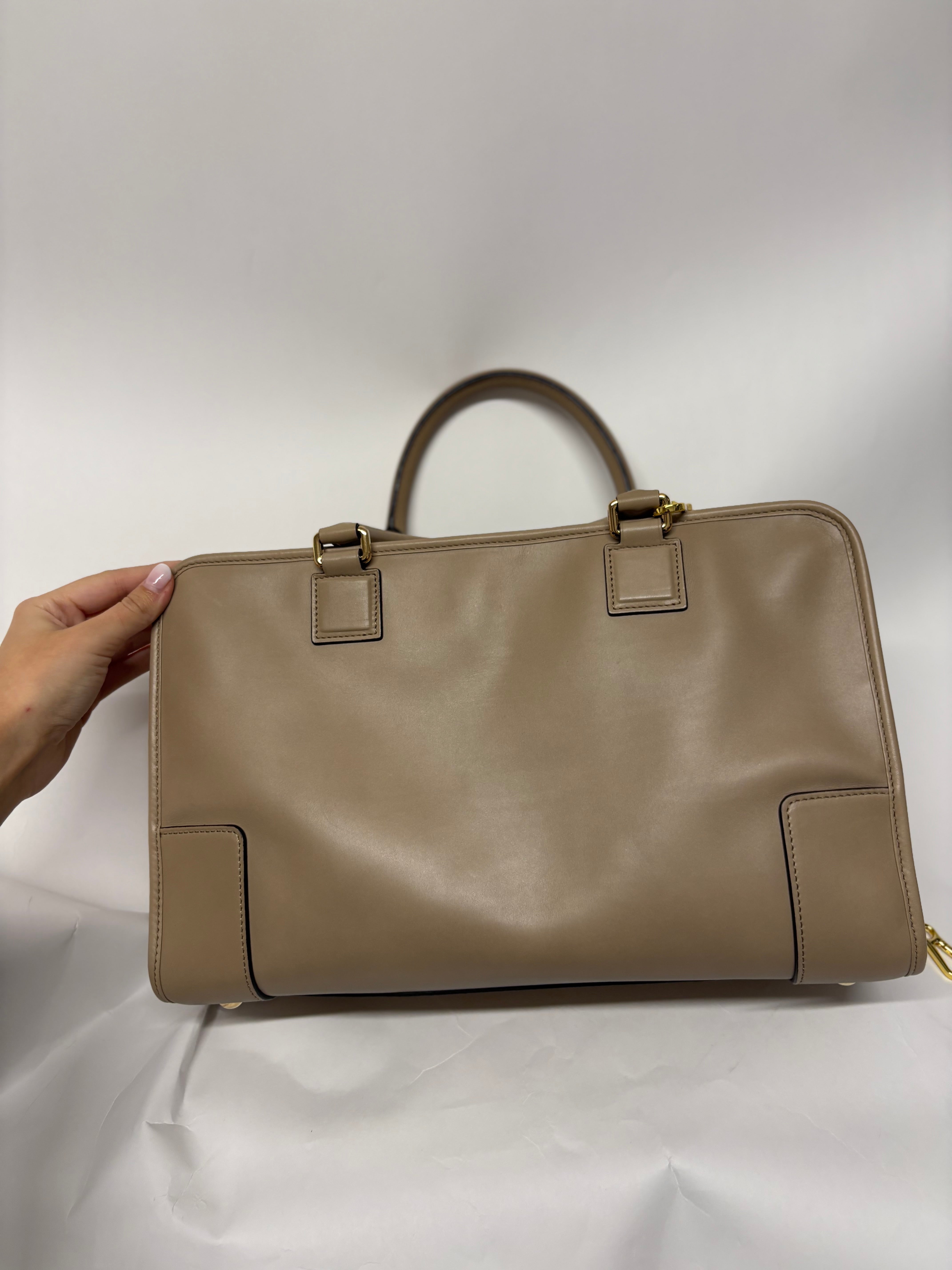 Loewe amazona 36 camel claro con bandoleras extra