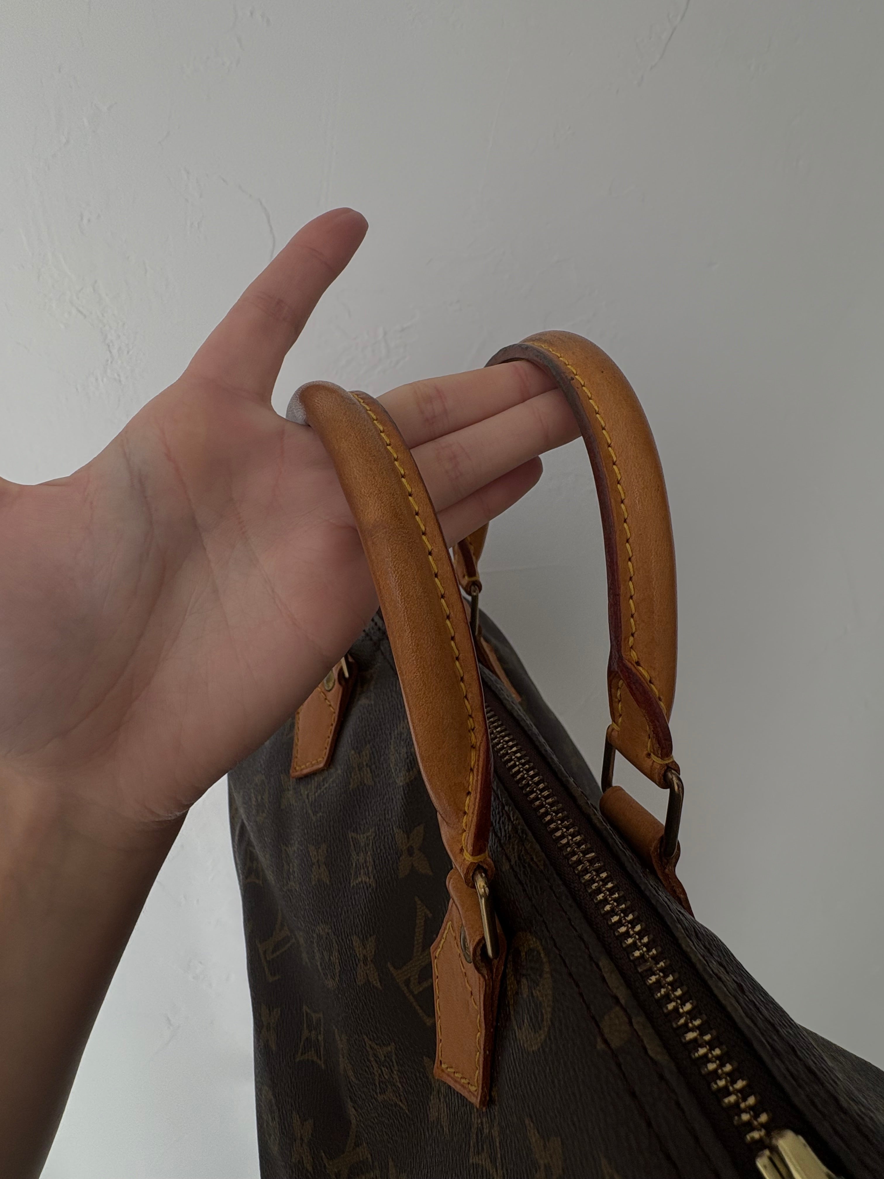 Louis Vuitton Speedy 30