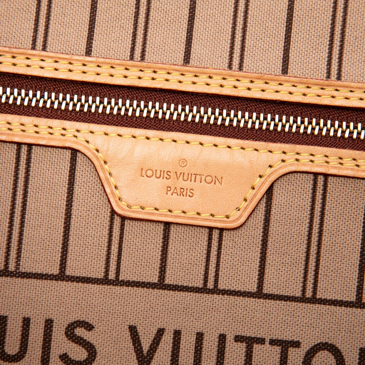 Louis Vuitton Neverfull MM Lona Monogram