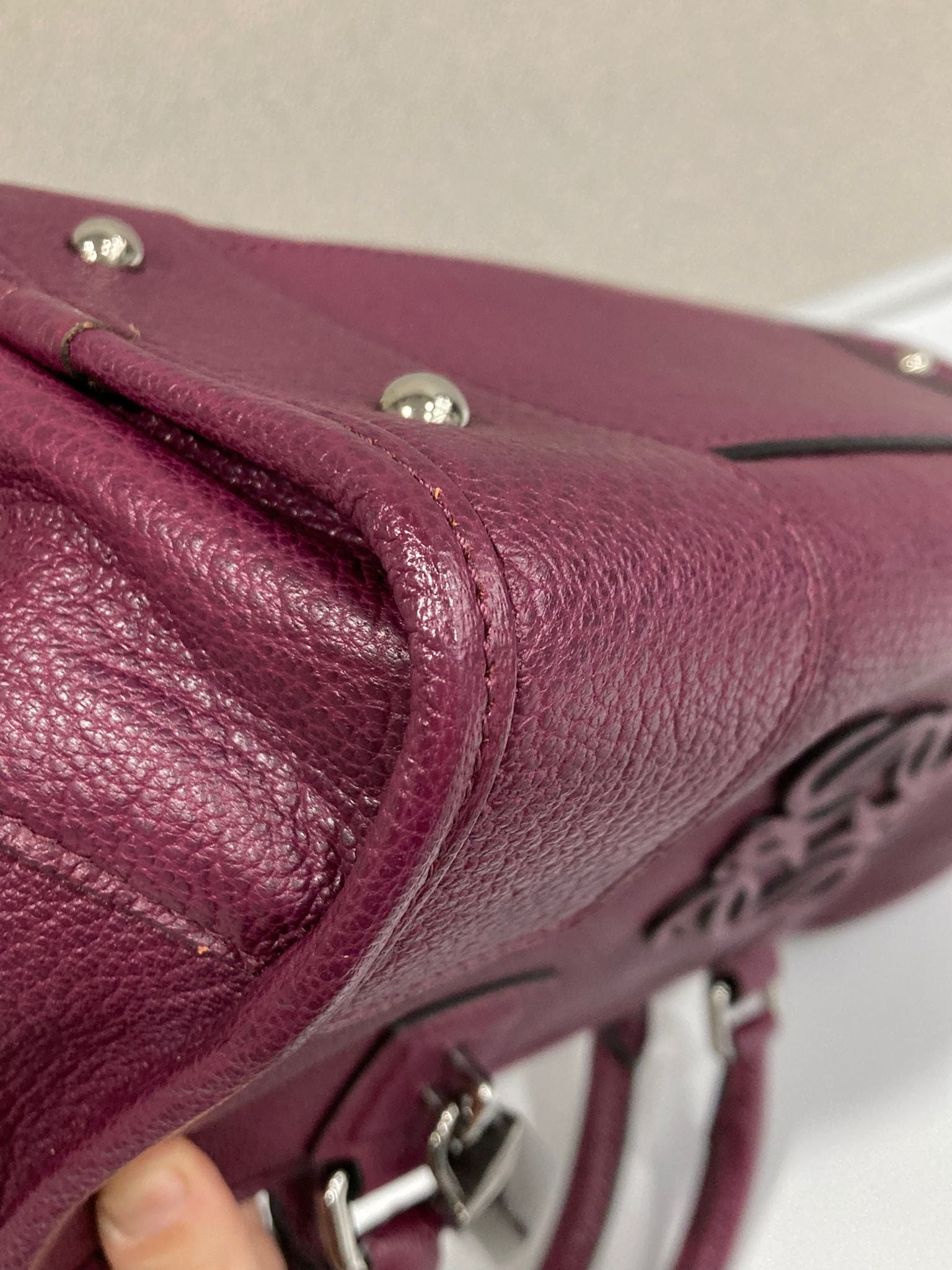 Loewe amazona 28 vino burdeos