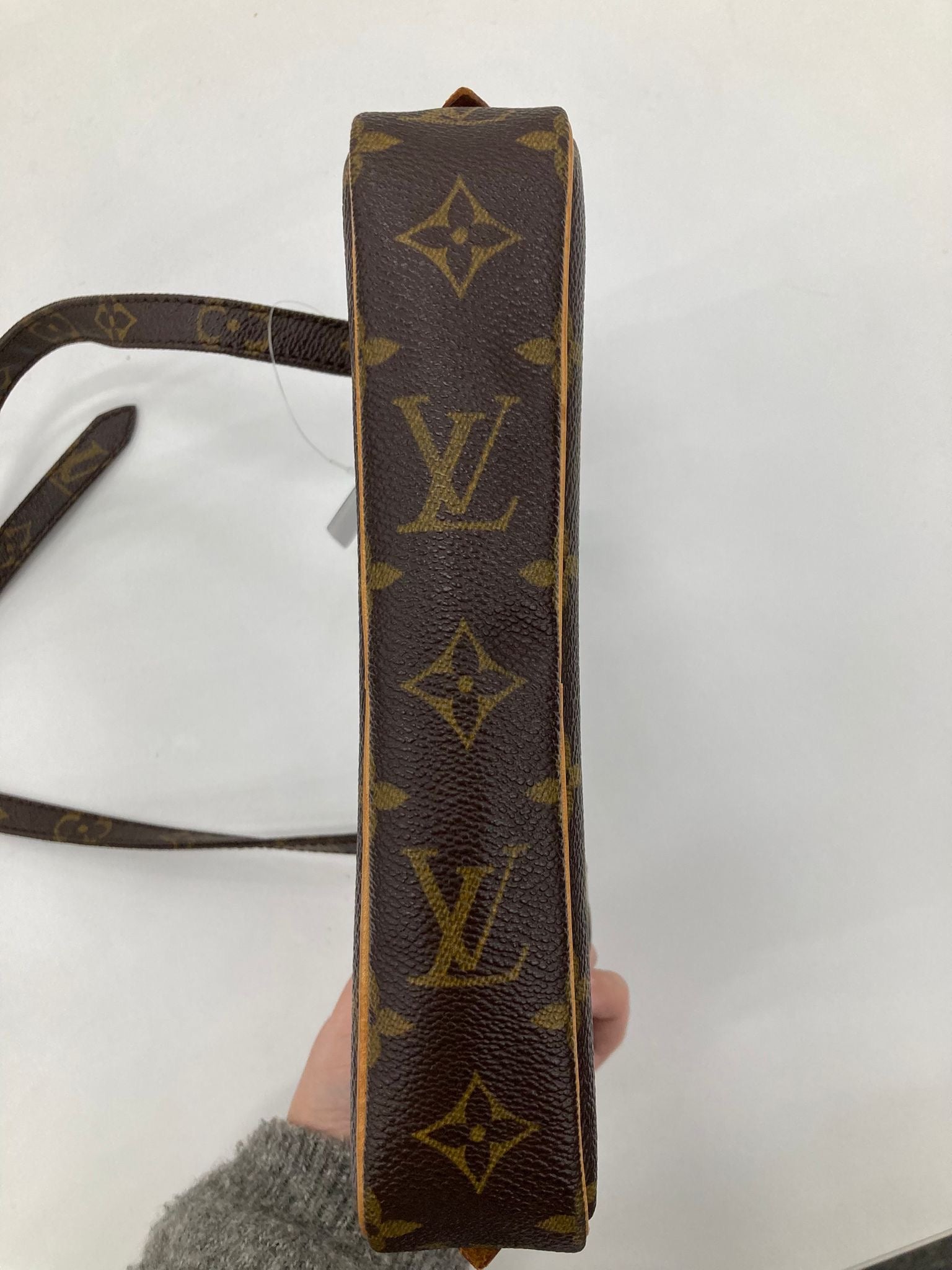 Louis Vuitton Pochette Marly bandolera Monogram