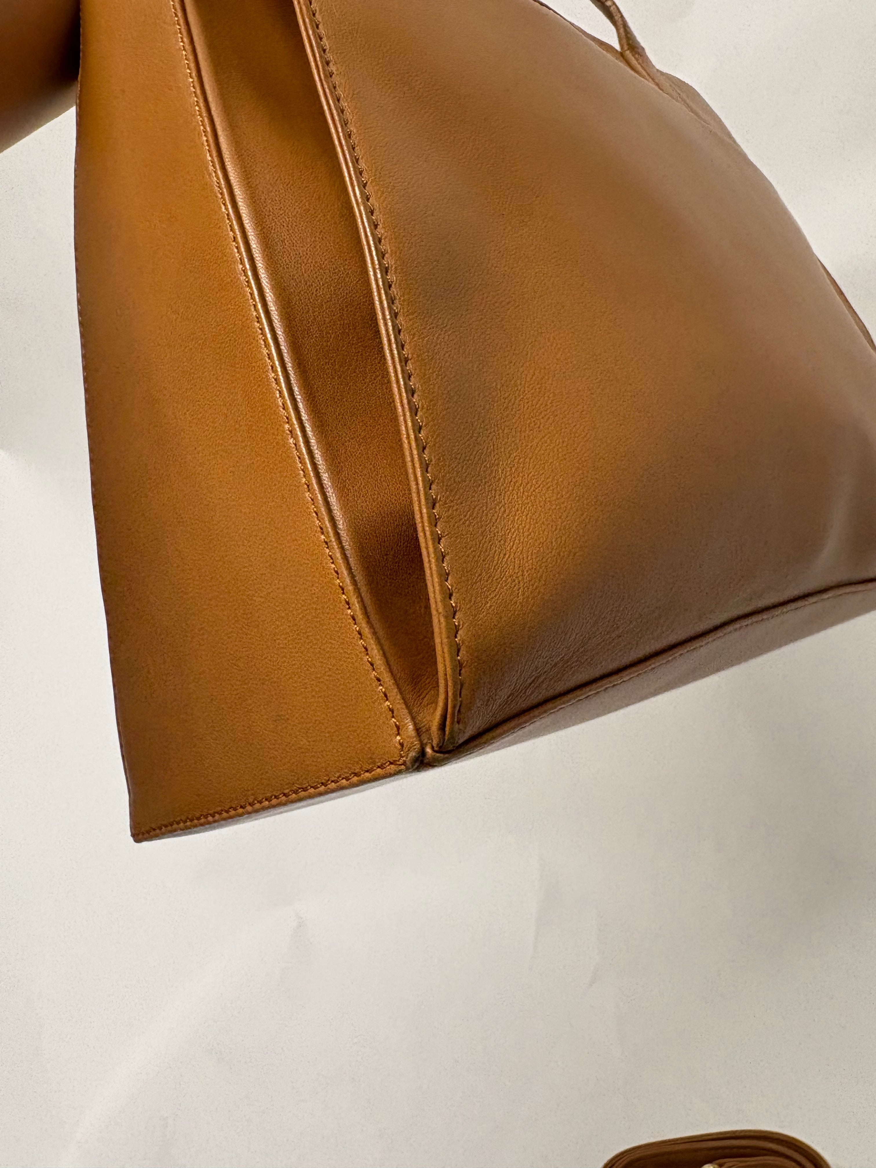 Loewe Vintage Piel Tafilete Camel 2-Way Original con bandolera