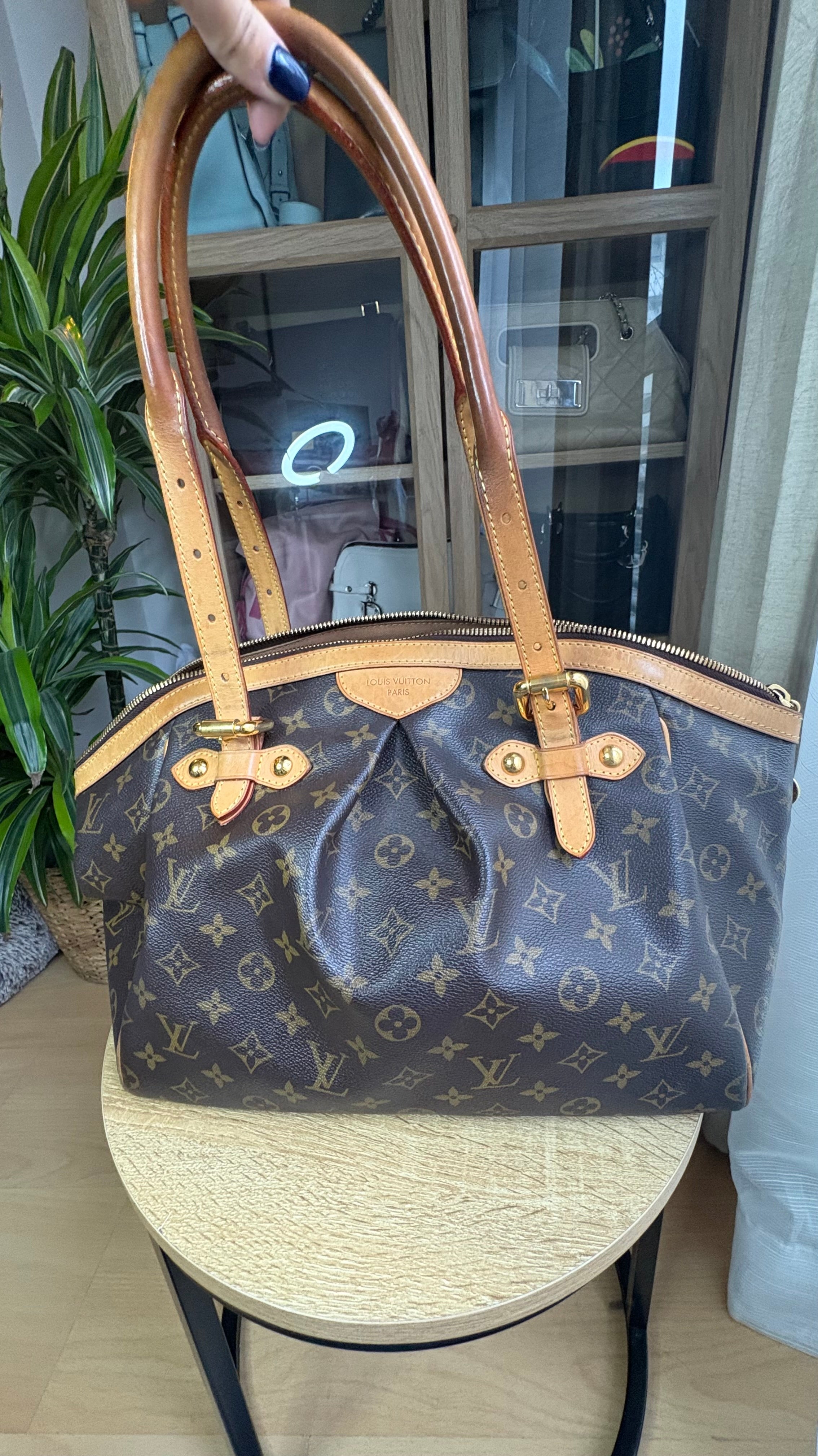 Louis Vuitton Tivoli MM