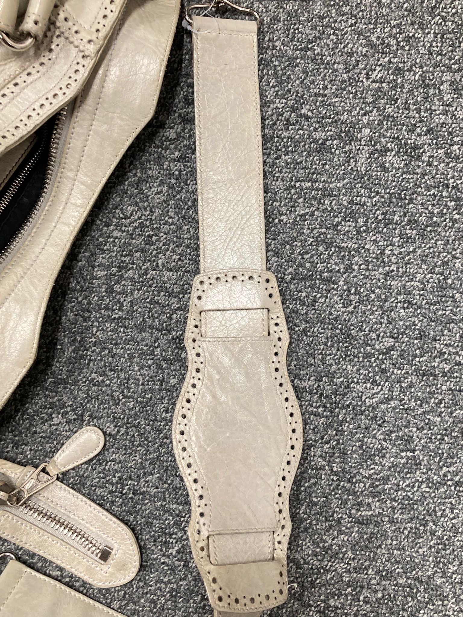Balenciaga Giant City “Covered” Brogue Gris - crema