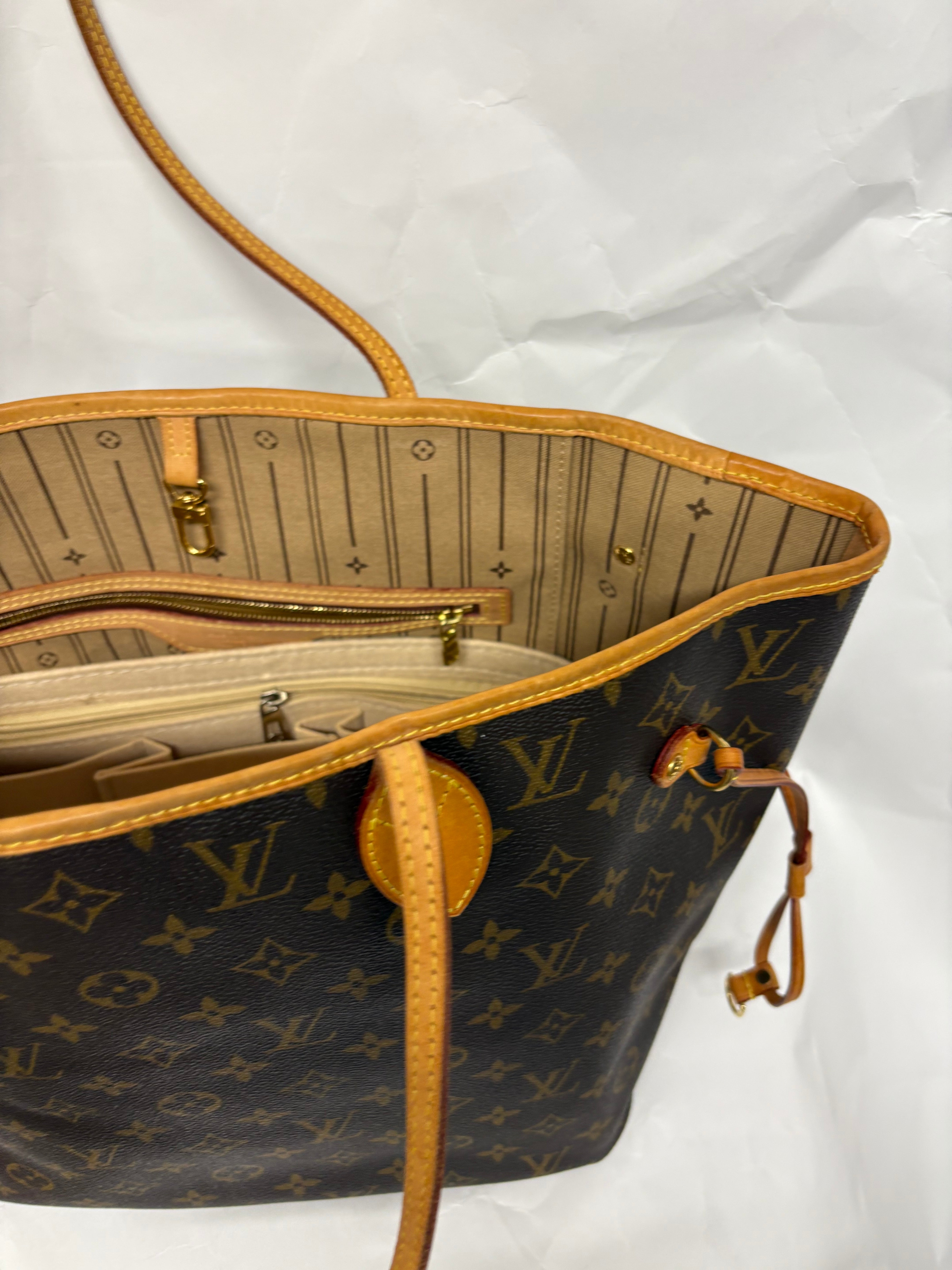 Louis Vuitton Neverfull MM Monogram y Beige