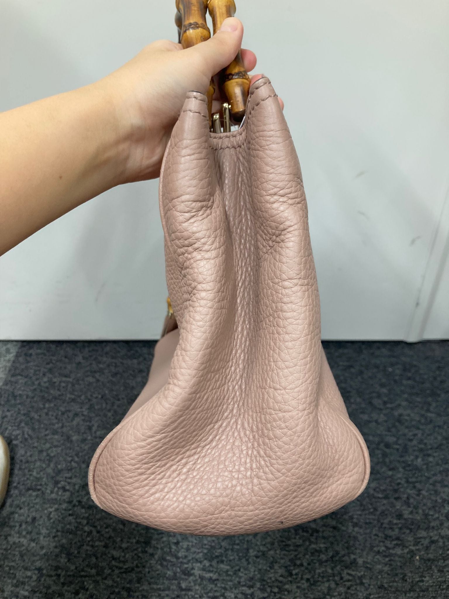 Gucci Bamboo 2Way Bag en piel rosa empolvado y bandolera