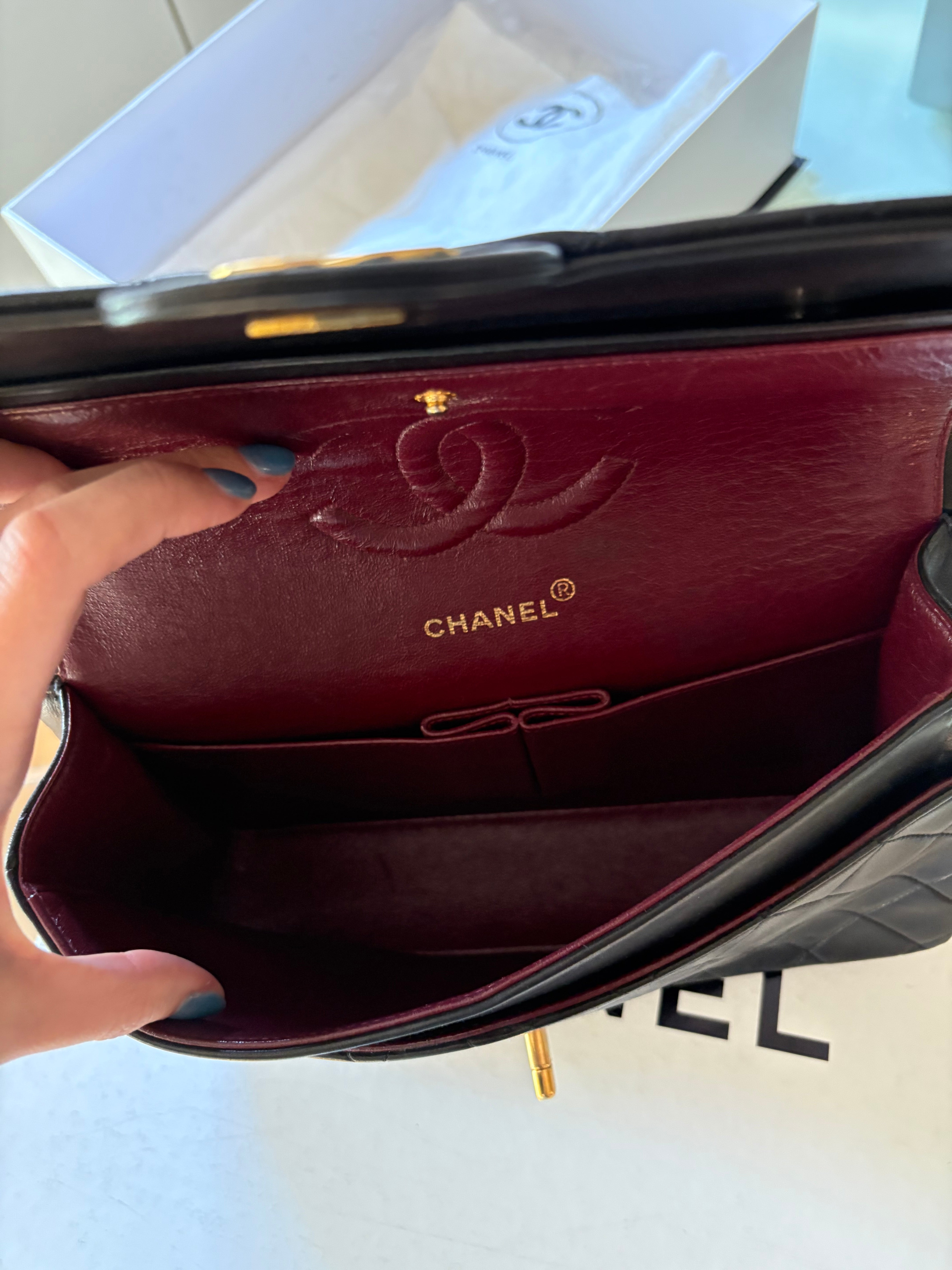 Chanel Timeless Classic Flap Medium 25 Double Flap Negro Lambskin