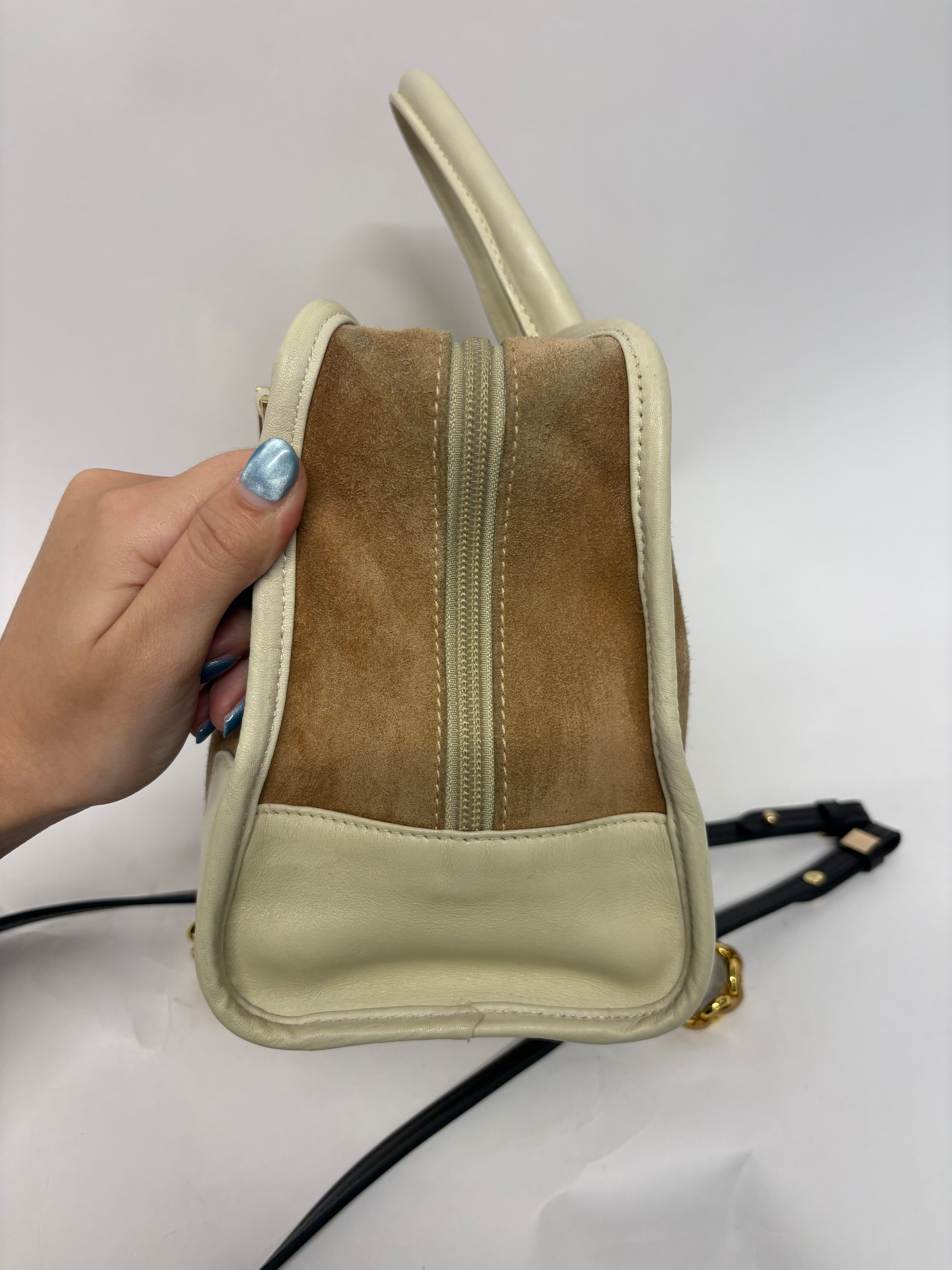Loewe Amazona 28 blanco y ante oro 2 bandoleras