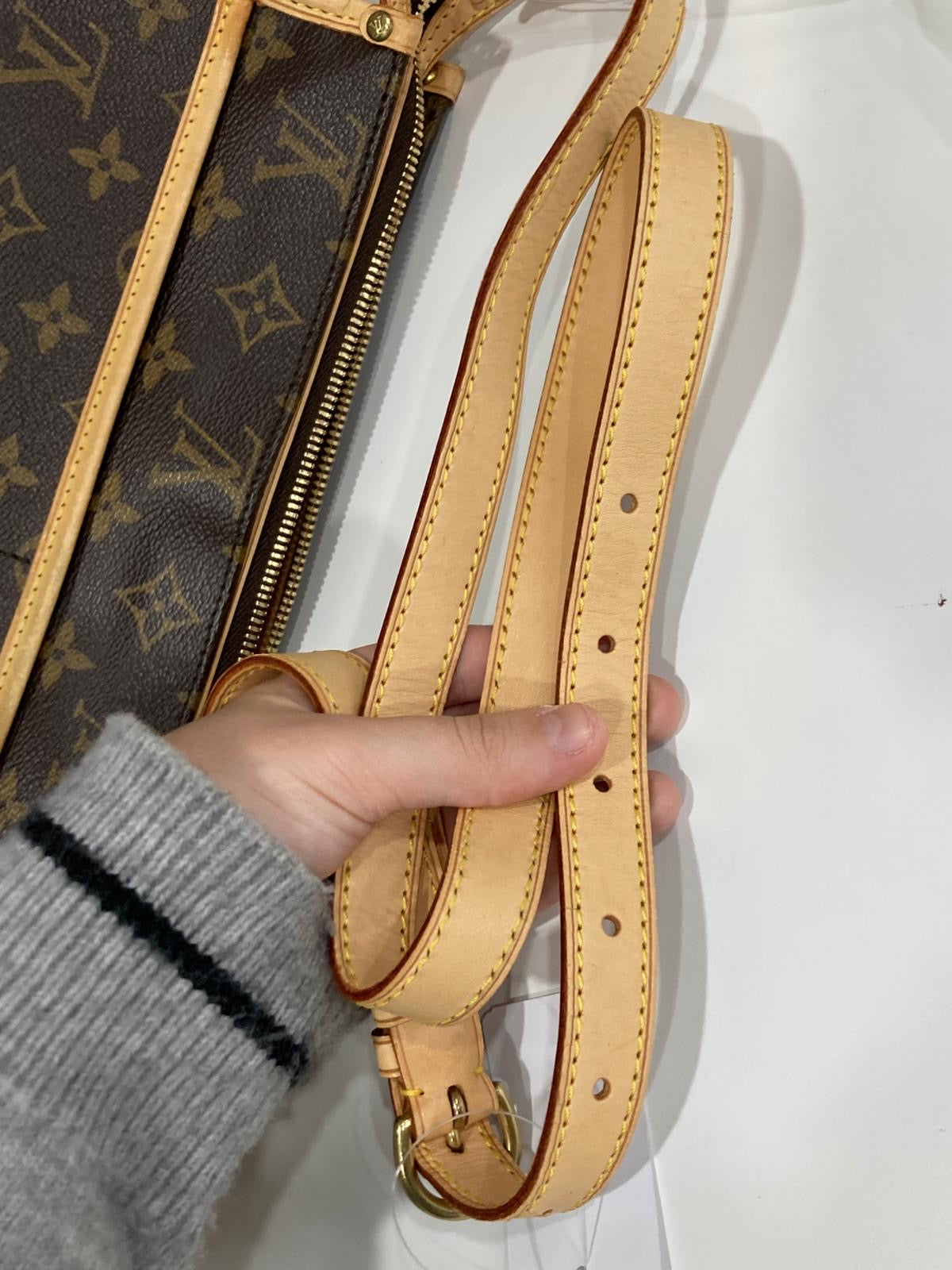 Louis Vuitton bandolera long
