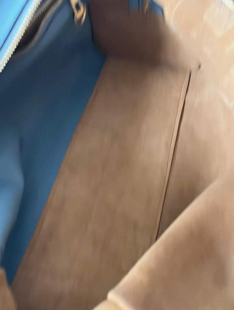Loewe amazona 28 azul con bandolera