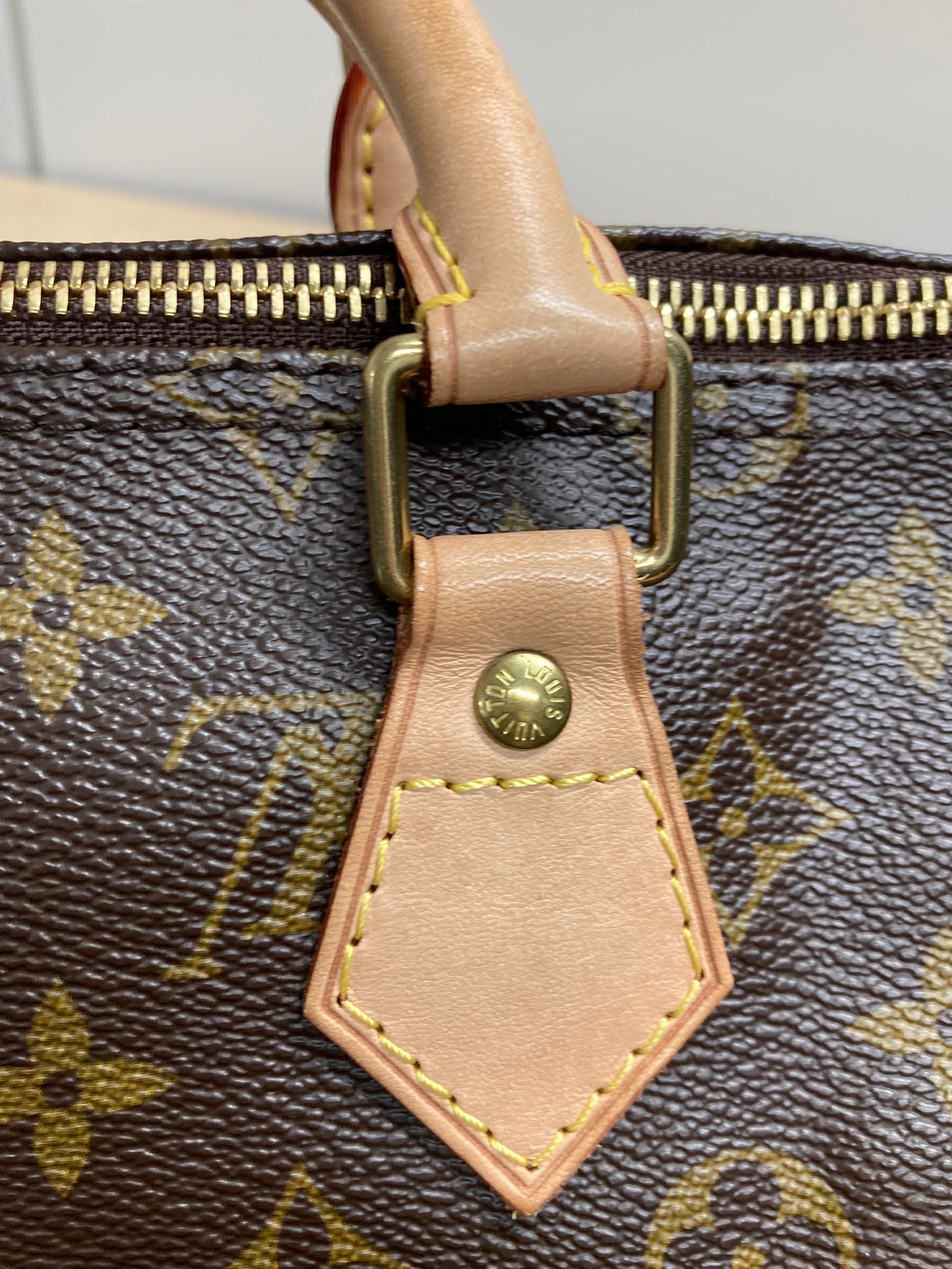 Louis Vuitton speedy 35 monogram