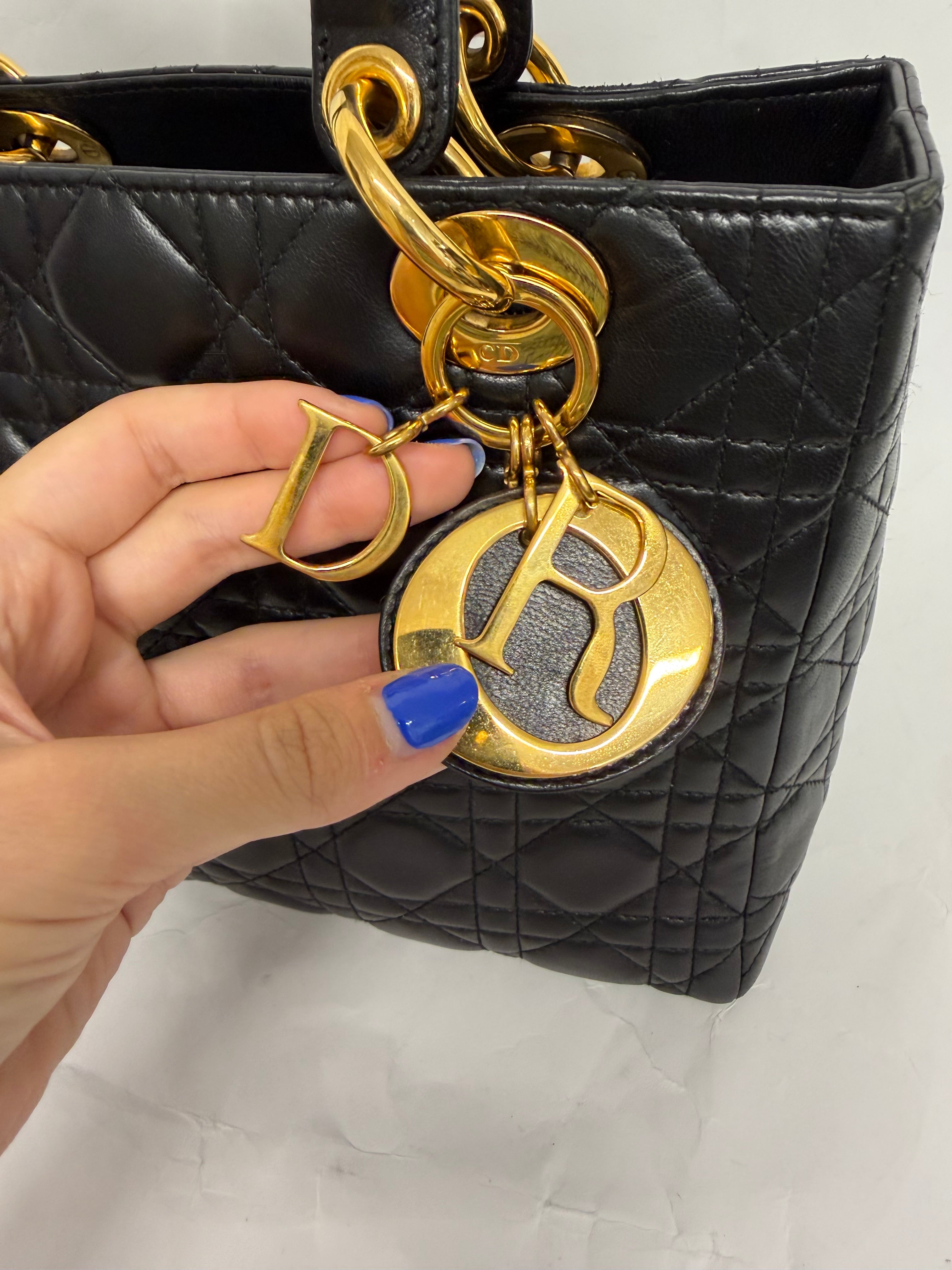 Christian Dior Lady Dior Medium | Lambskin Negro Gold