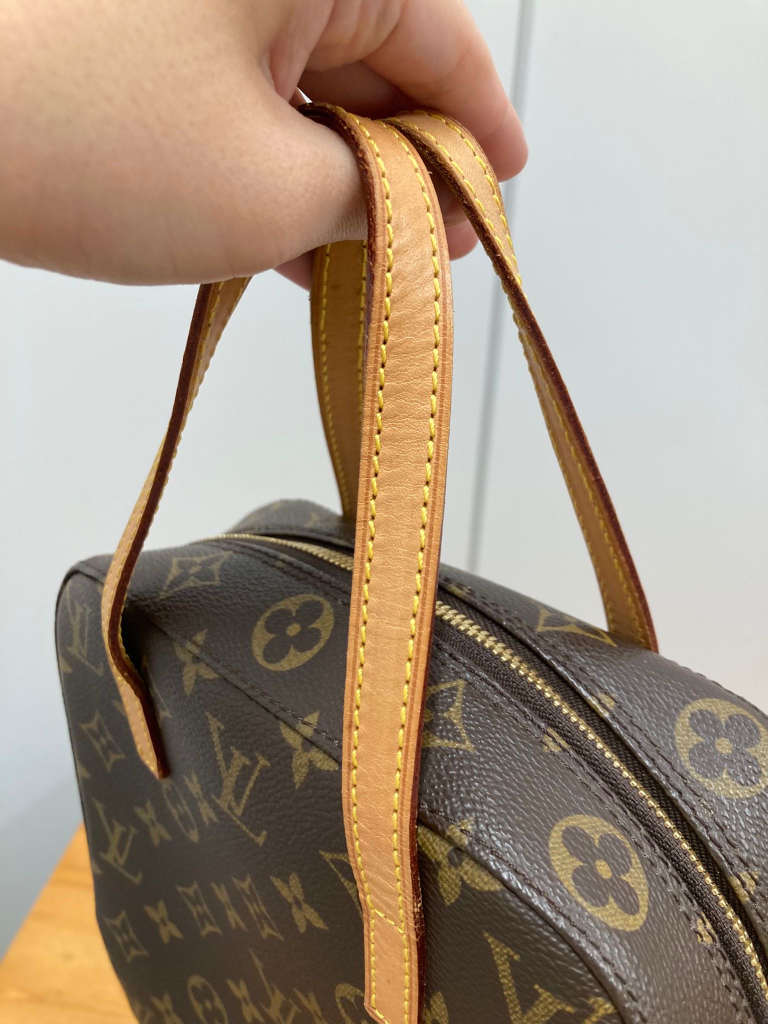 Louis Vuitton Sporty Bag Monogram – Vintage Crossbody