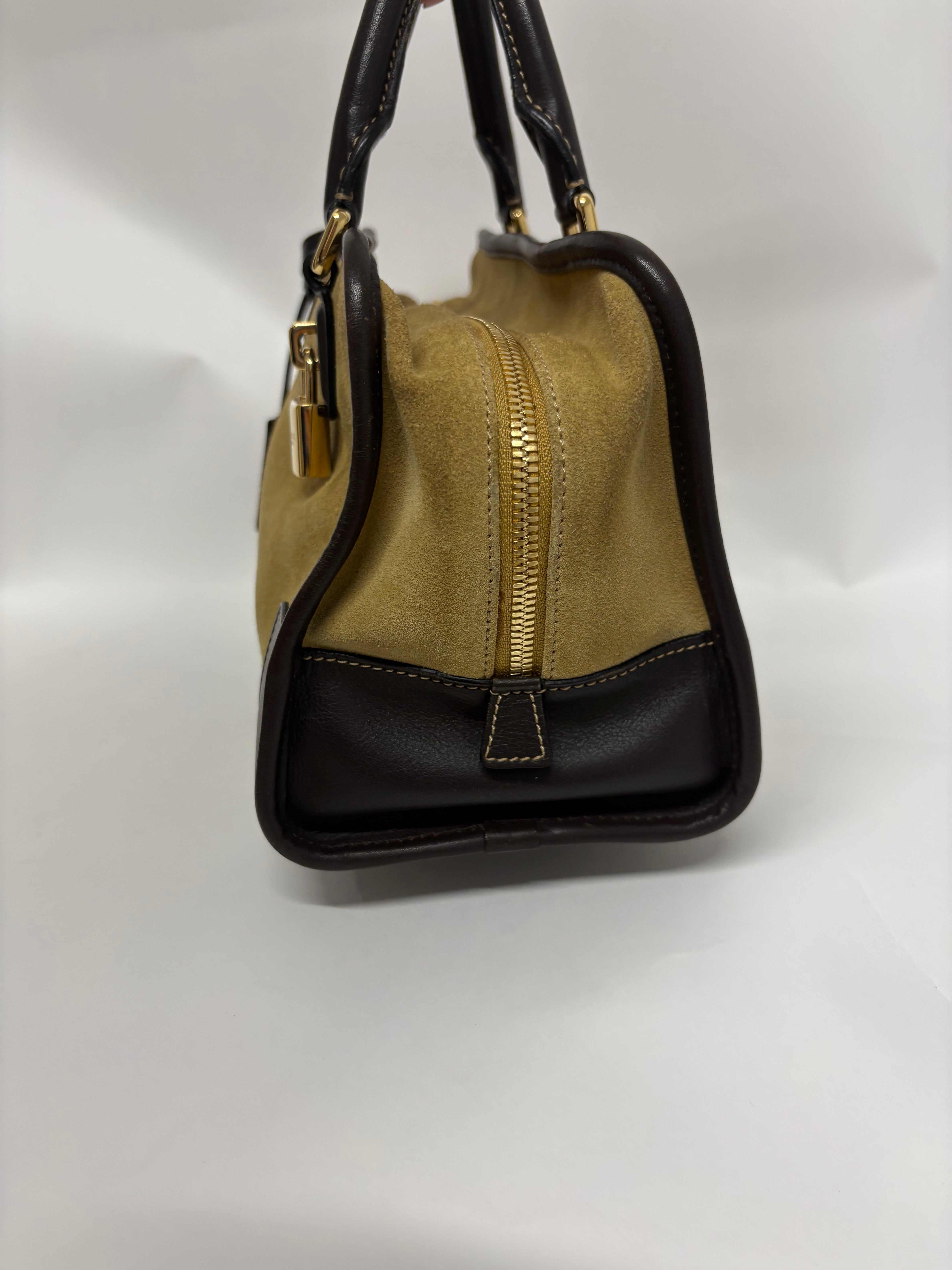 Loewe Amazona 30 ante oro marrón