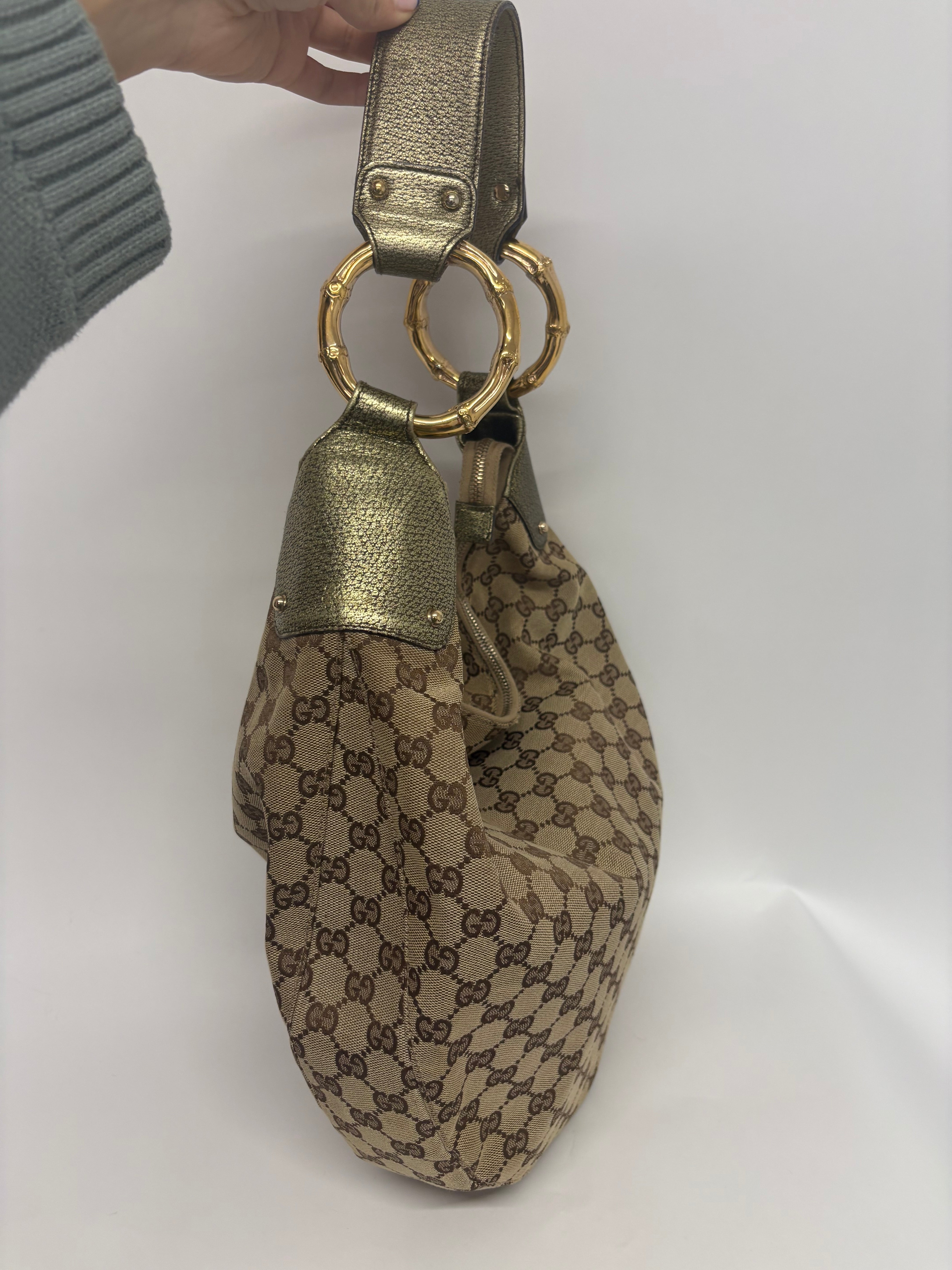 Gucci Bamboo ring GG Canvas con Metal verde metalizado