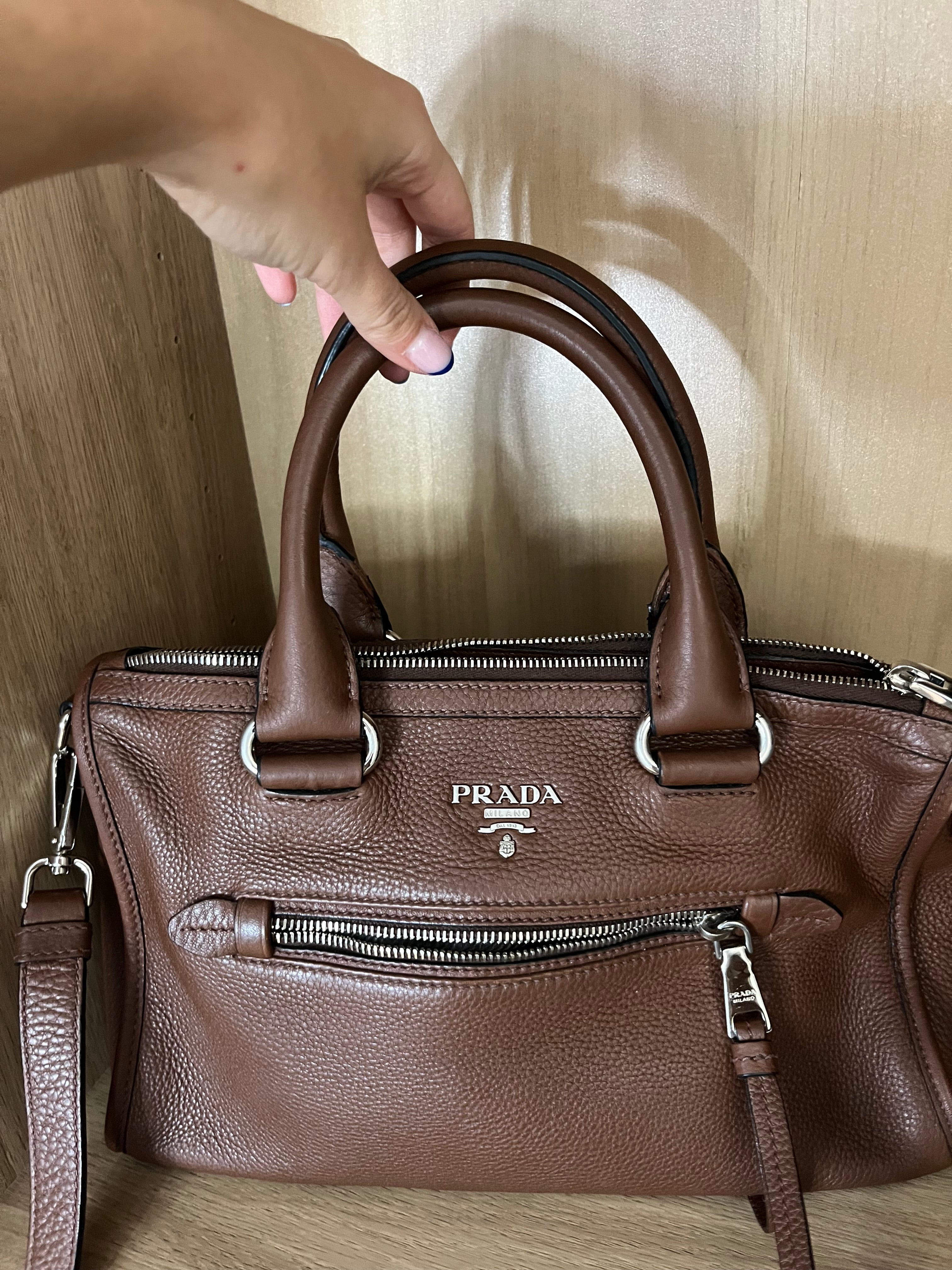 Prada bandolera marrón