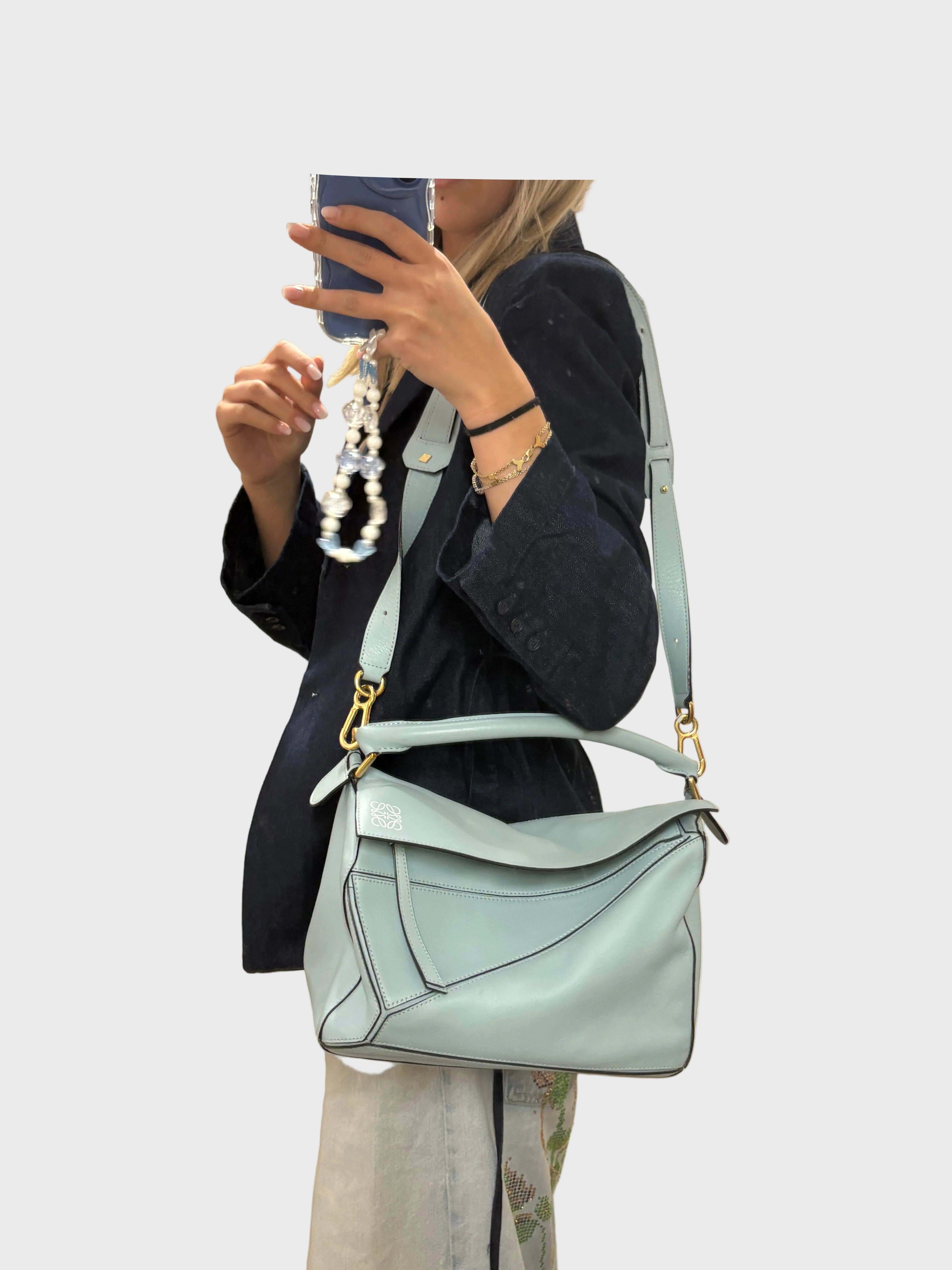 Loewe puzzle bag mediano sky baby blue