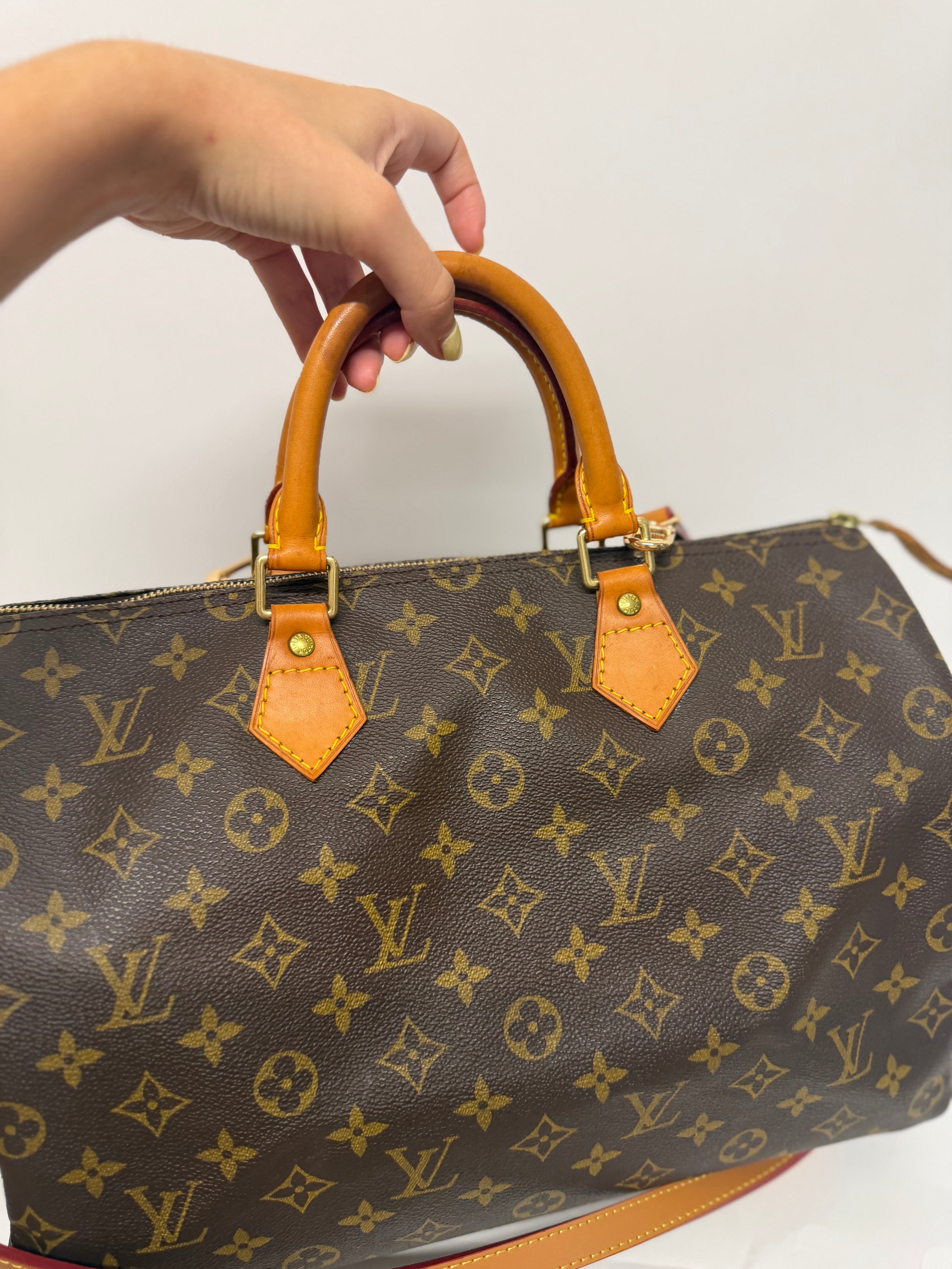 Louis Vuitton Speedy 35 SP0030