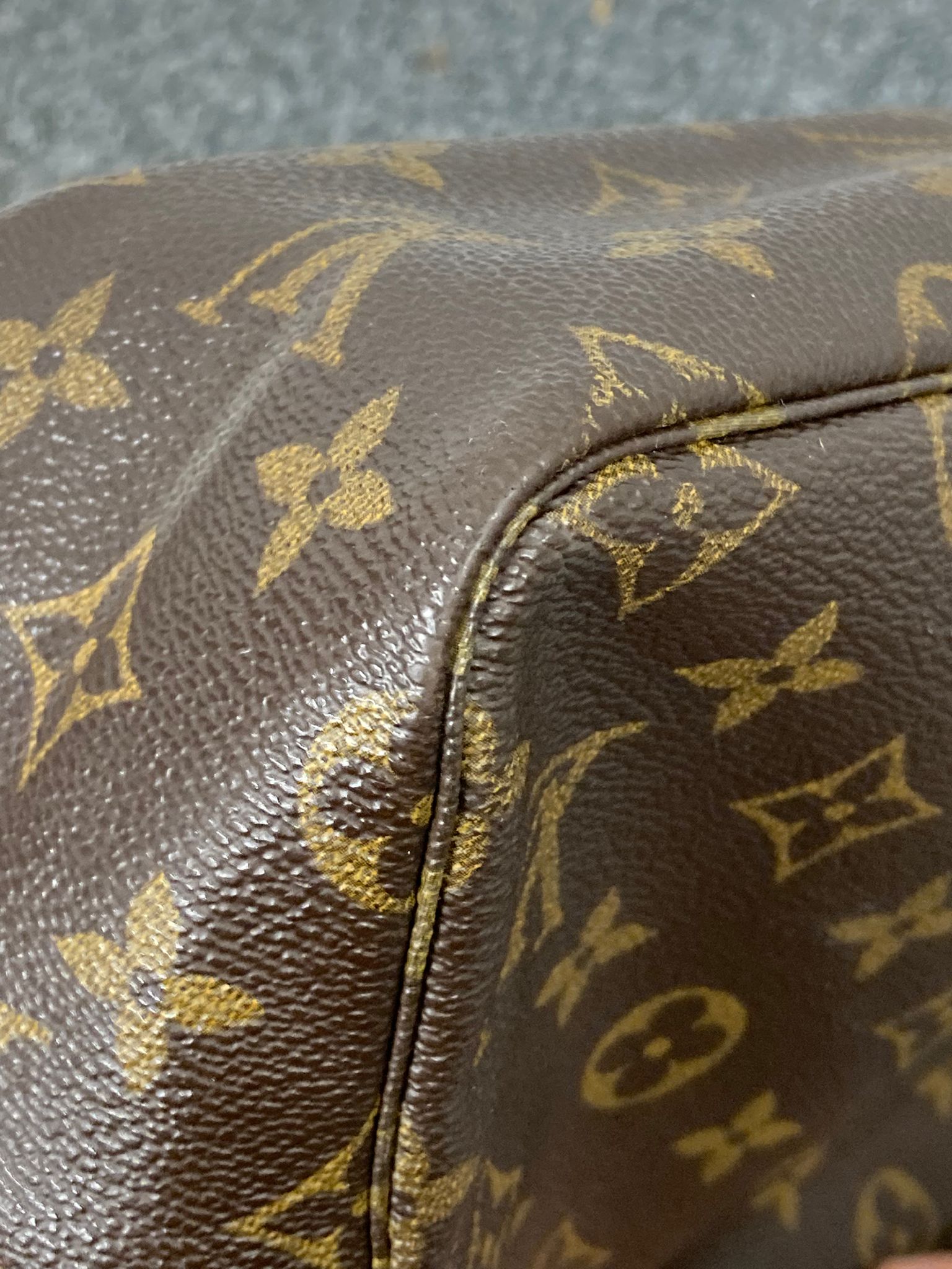 Louis Vuitton Trousse Toilette 28 – Canvas Monogram