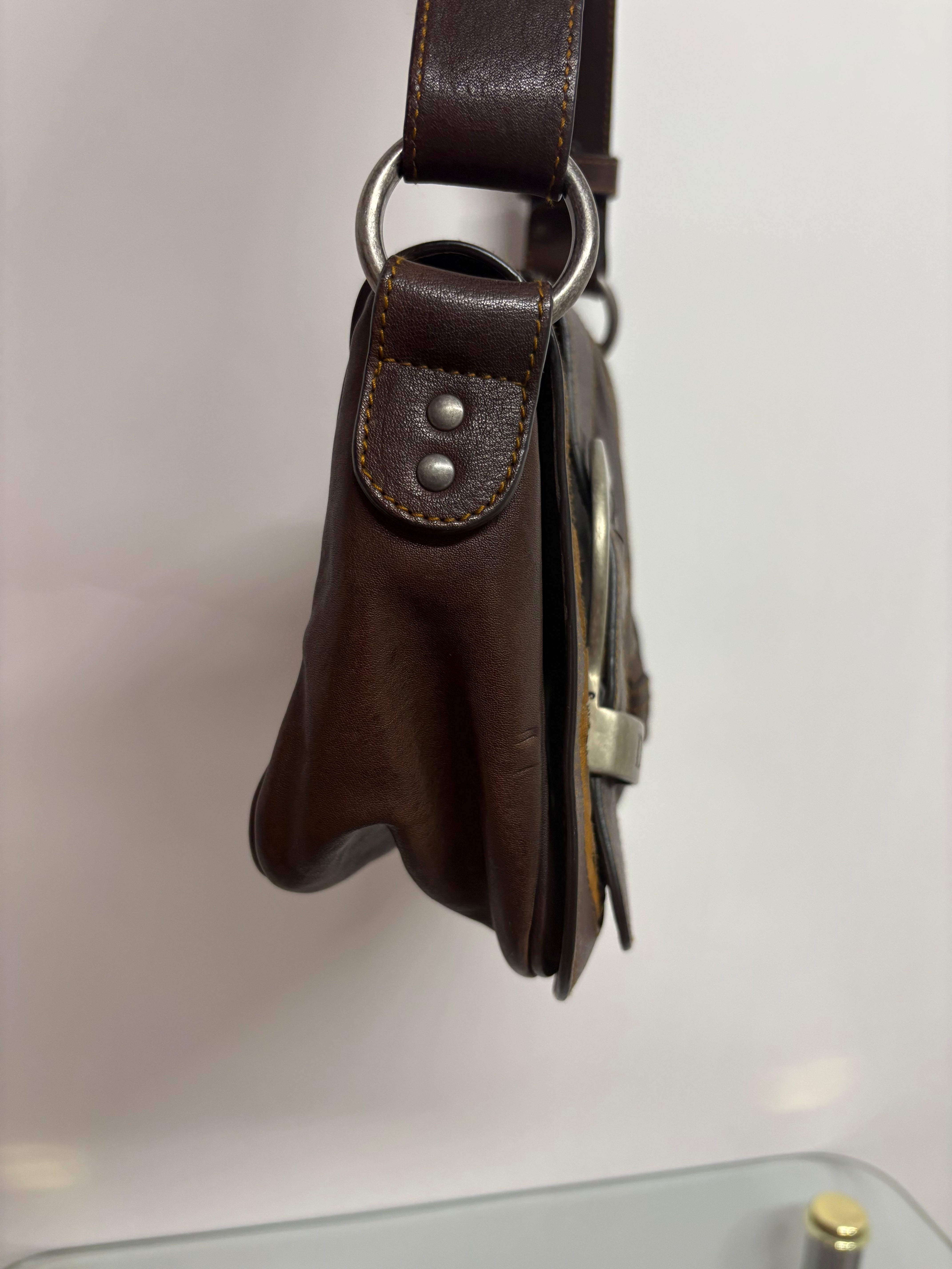 Christian Dior Gaucho Shoulder Bag Chocolate – Piel Marrón