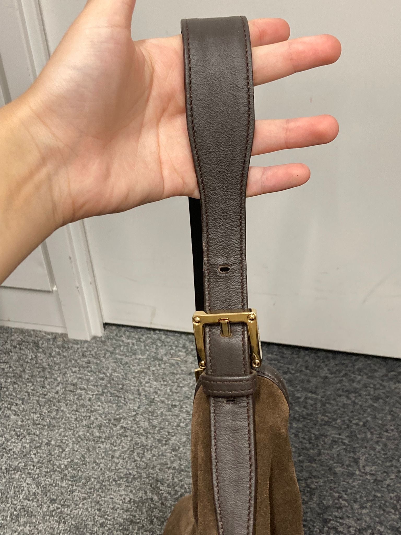 Loewe Bolso al Hombro en Ante Marrón Chocolate y Piel Lisa