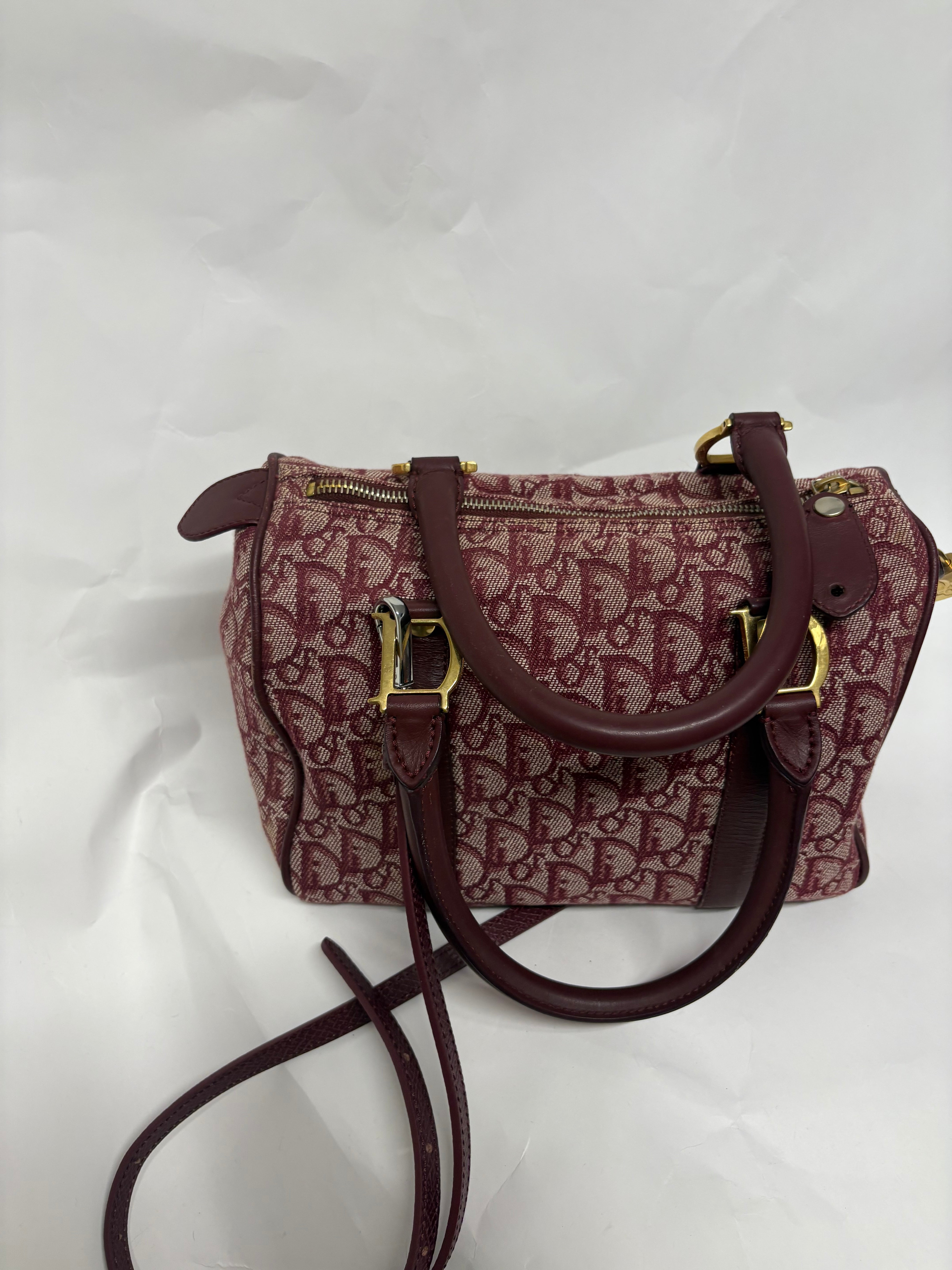 Christian Dior Boston Trotter Rojo Burdeos – Con Bandolera