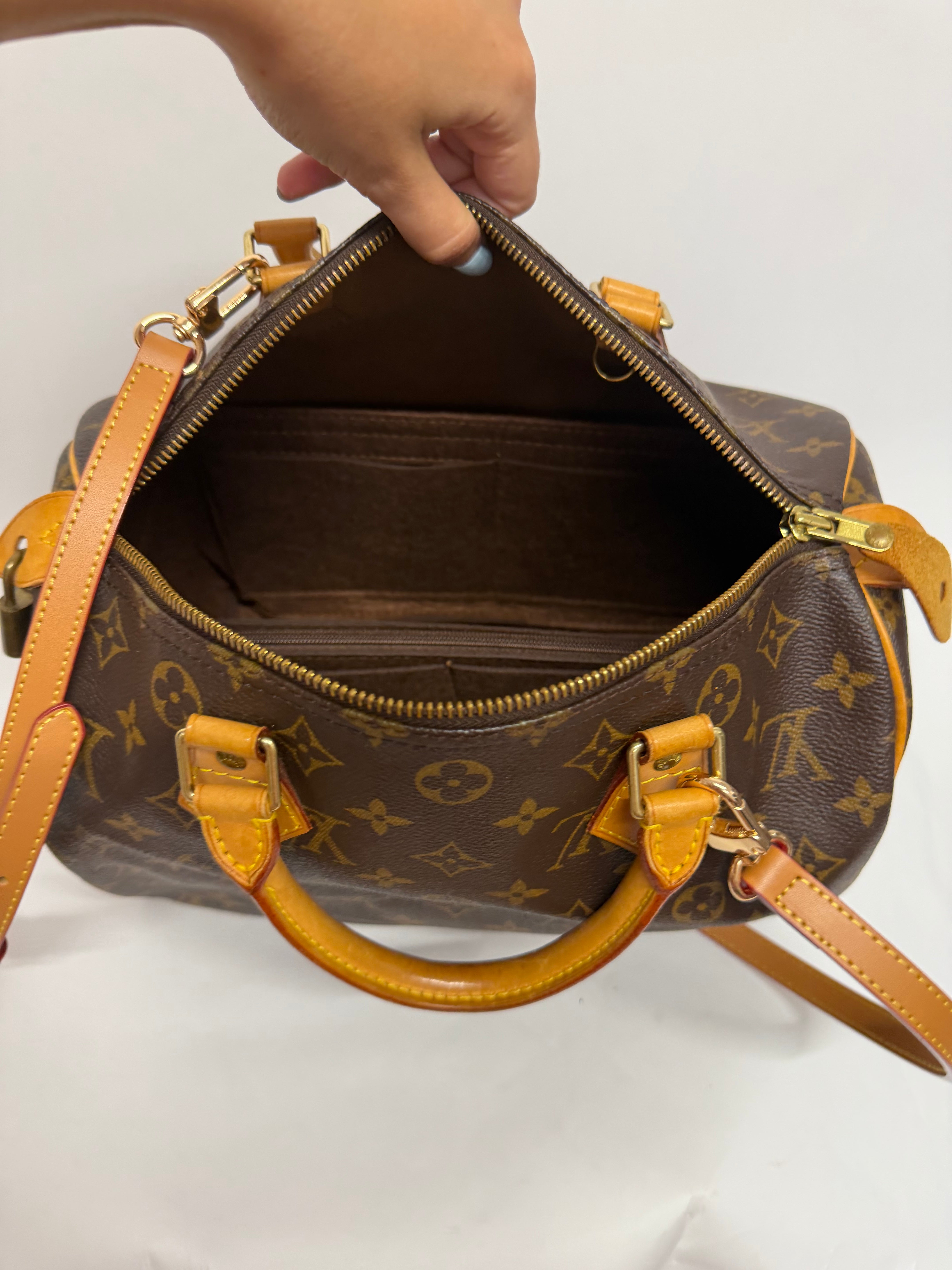 Louis Vuitton Speedy 30 Monogram TH1927