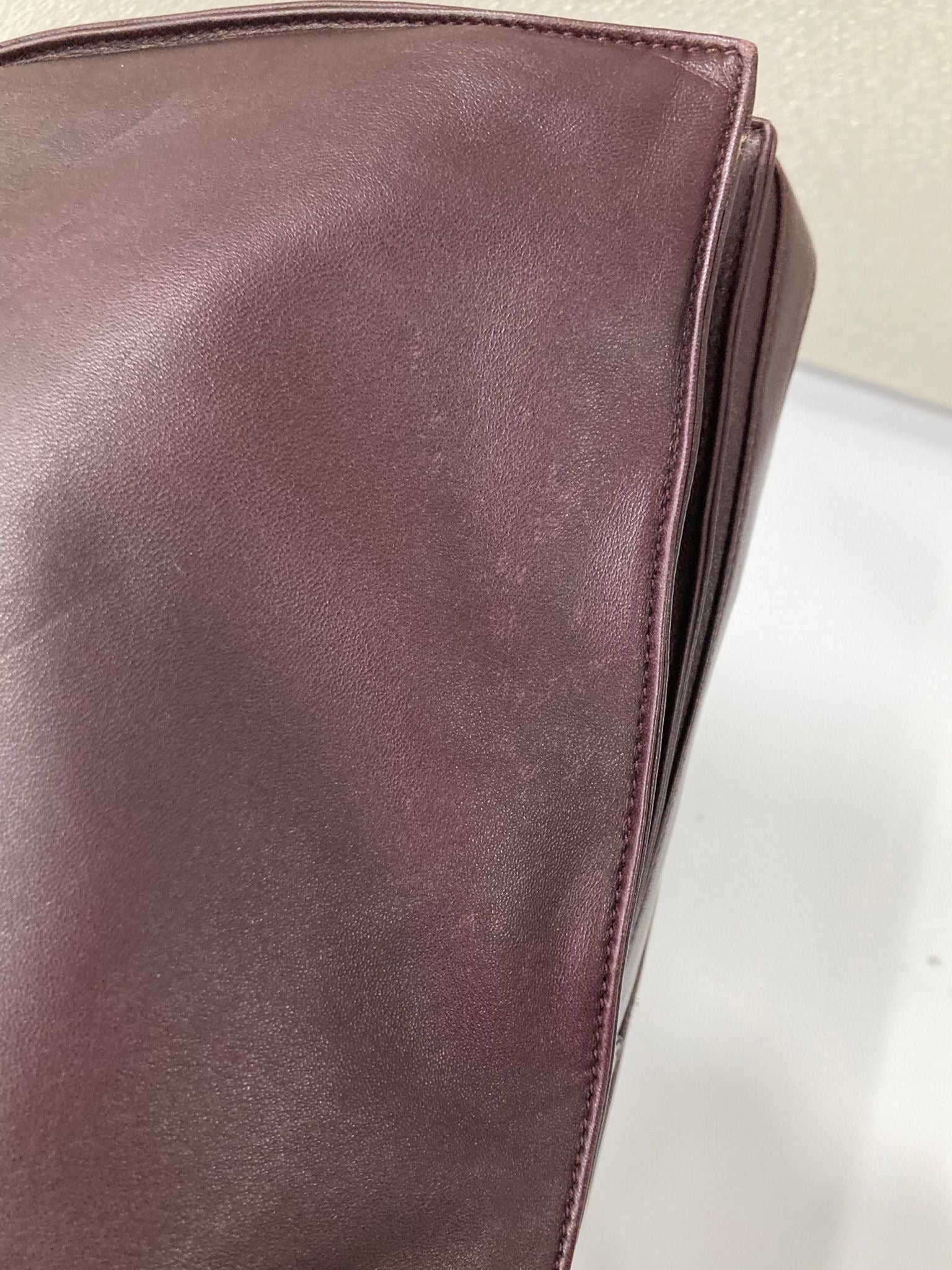 Loewe Flamenco Mediano burdeos Bandolera Piel Napa de Cordero