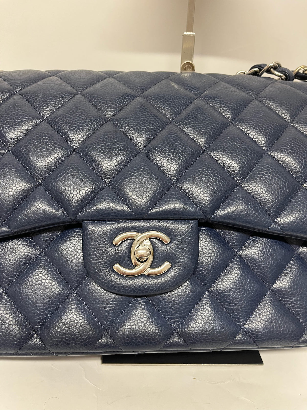 Chanel Classic Double Flap Jumbo Caviar Azul - serie 15