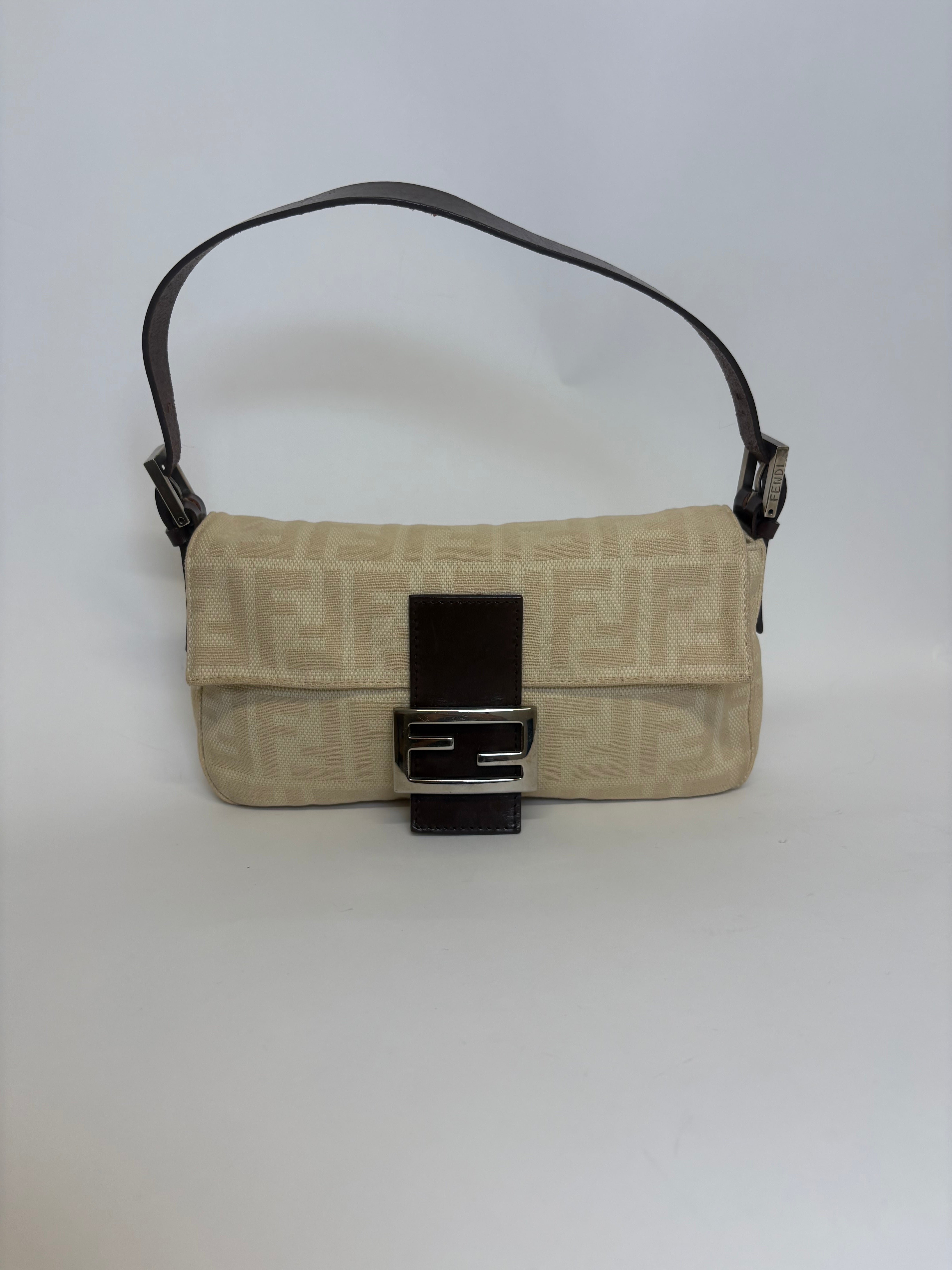 Fendi Baguette Zucca Canvas FF beige