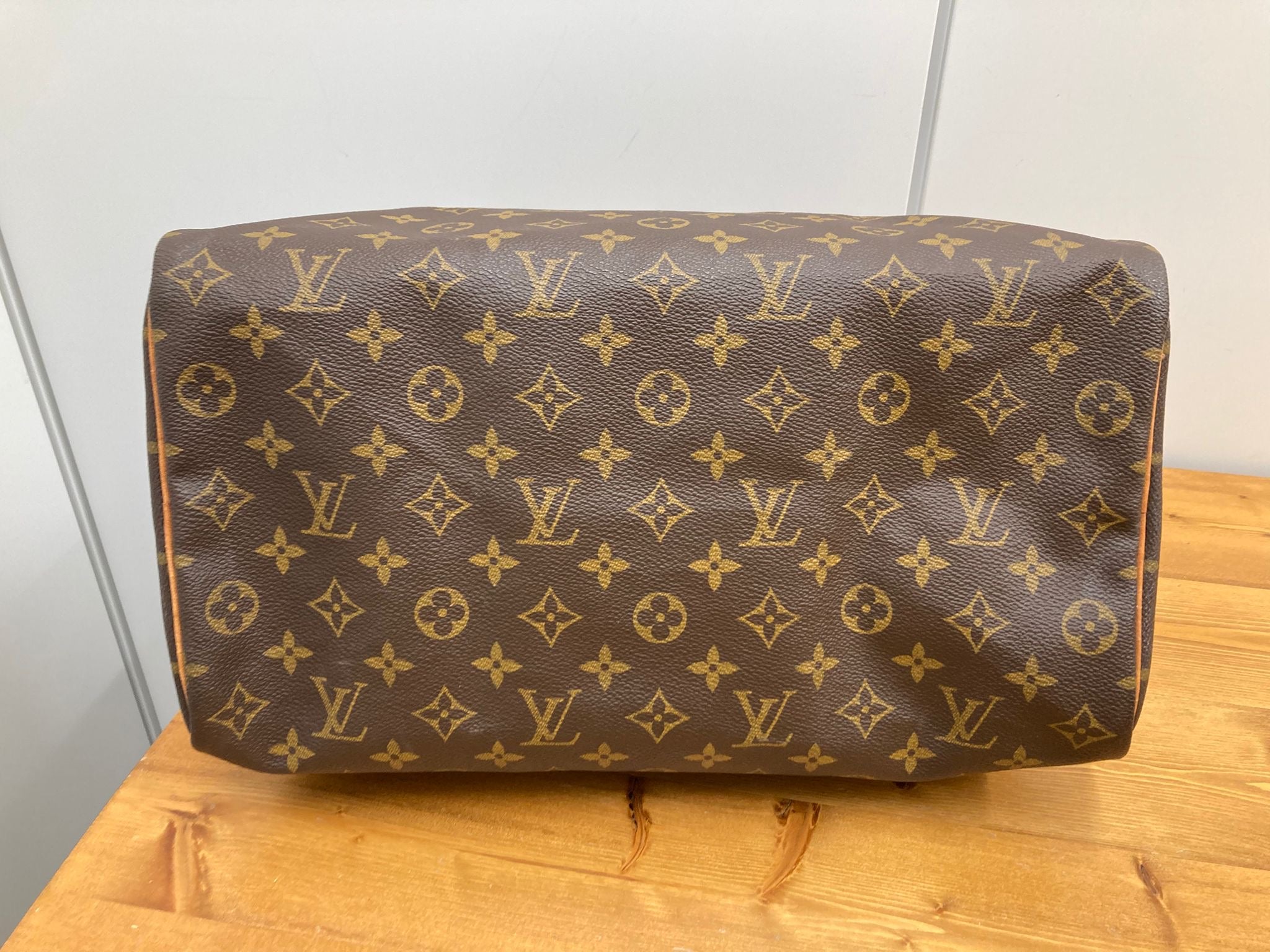 Louis Vuitton speedy 35 monogram canvas