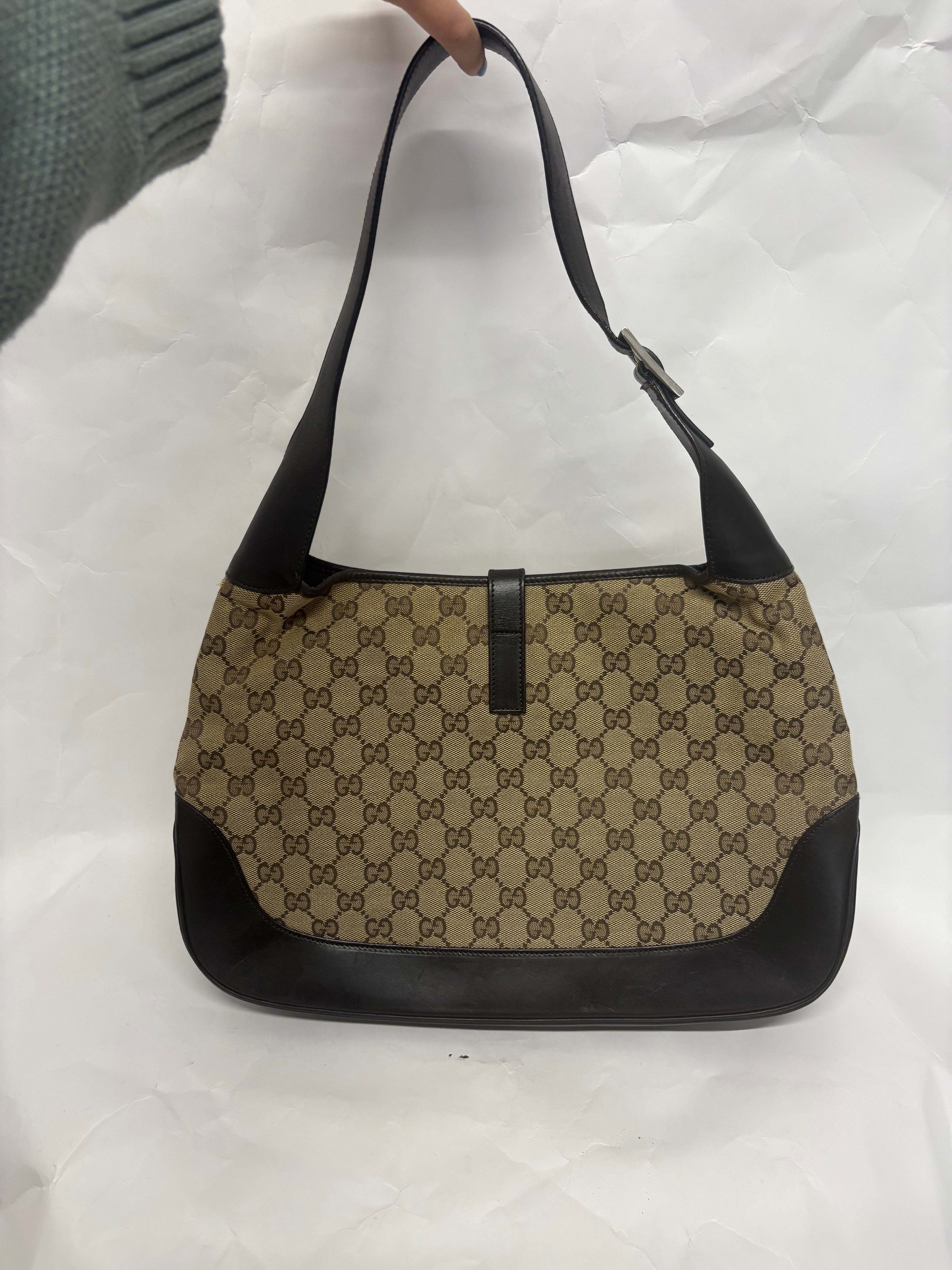 Gucci Jackie Grande Clásico Vintage | GG Canvas & Piel Marrón Oscuro