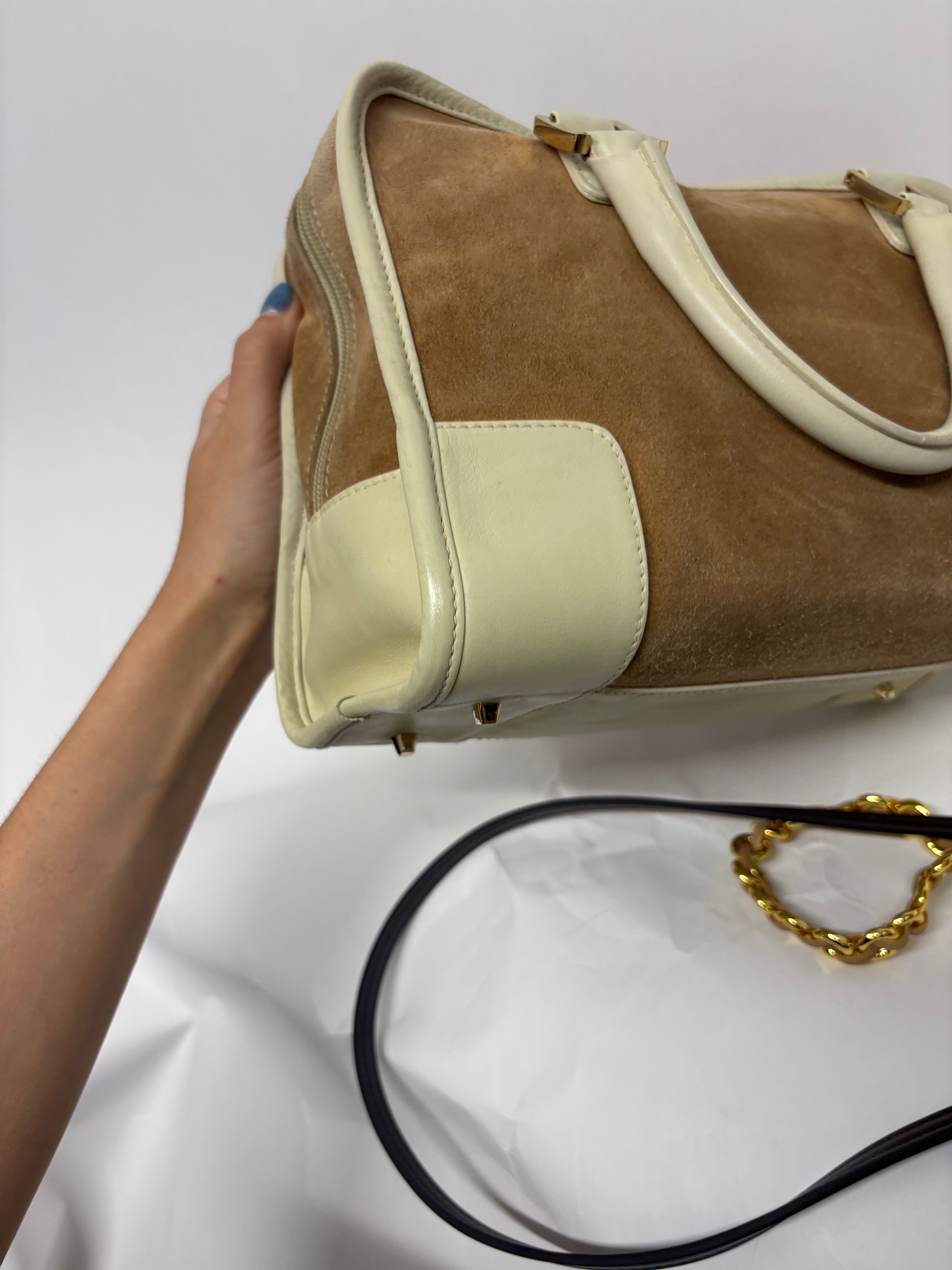Loewe Amazona 28 blanco y ante oro 2 bandoleras