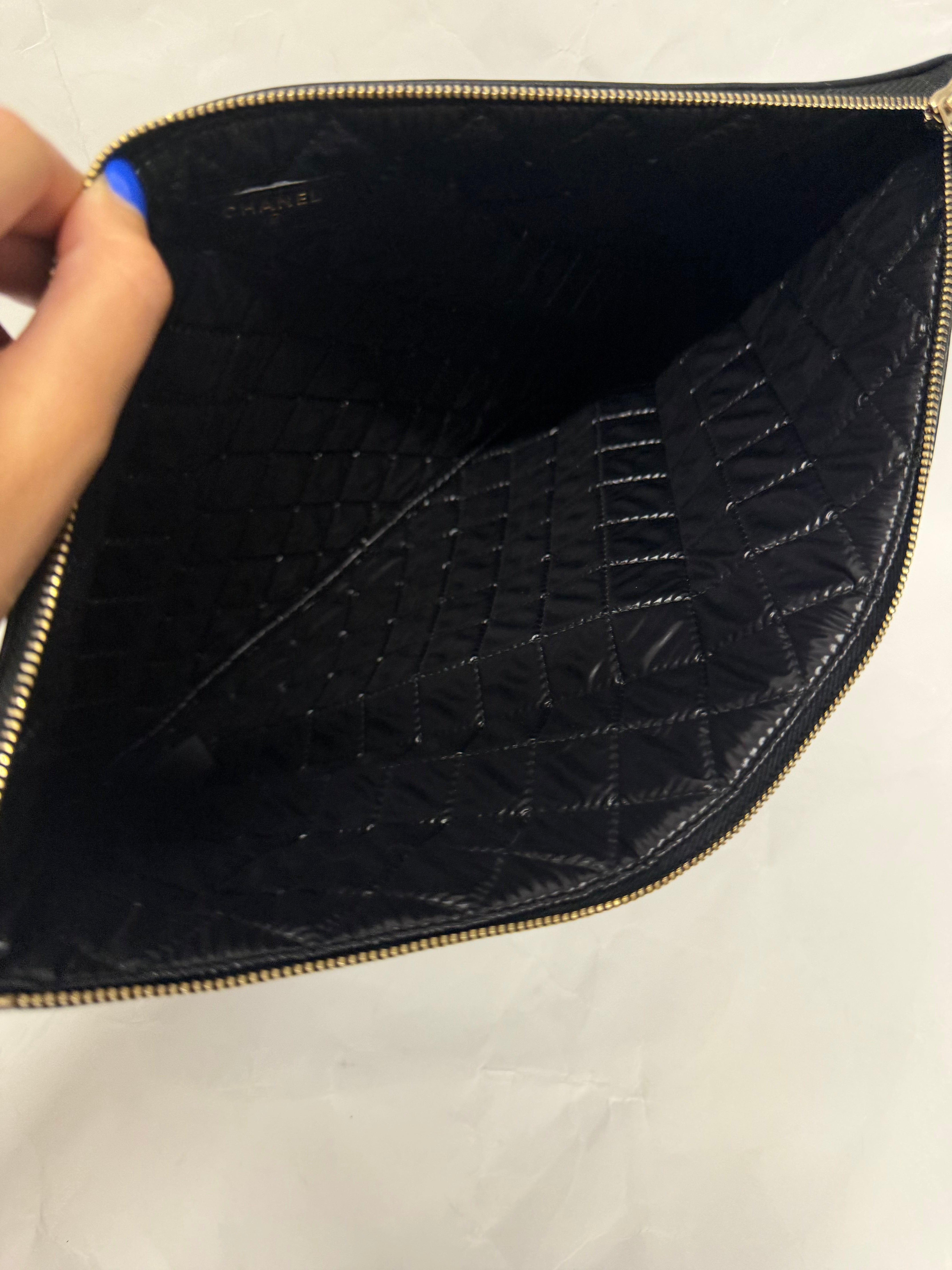 Chanel Boy O-Case Large | Lambskin Negro Gold