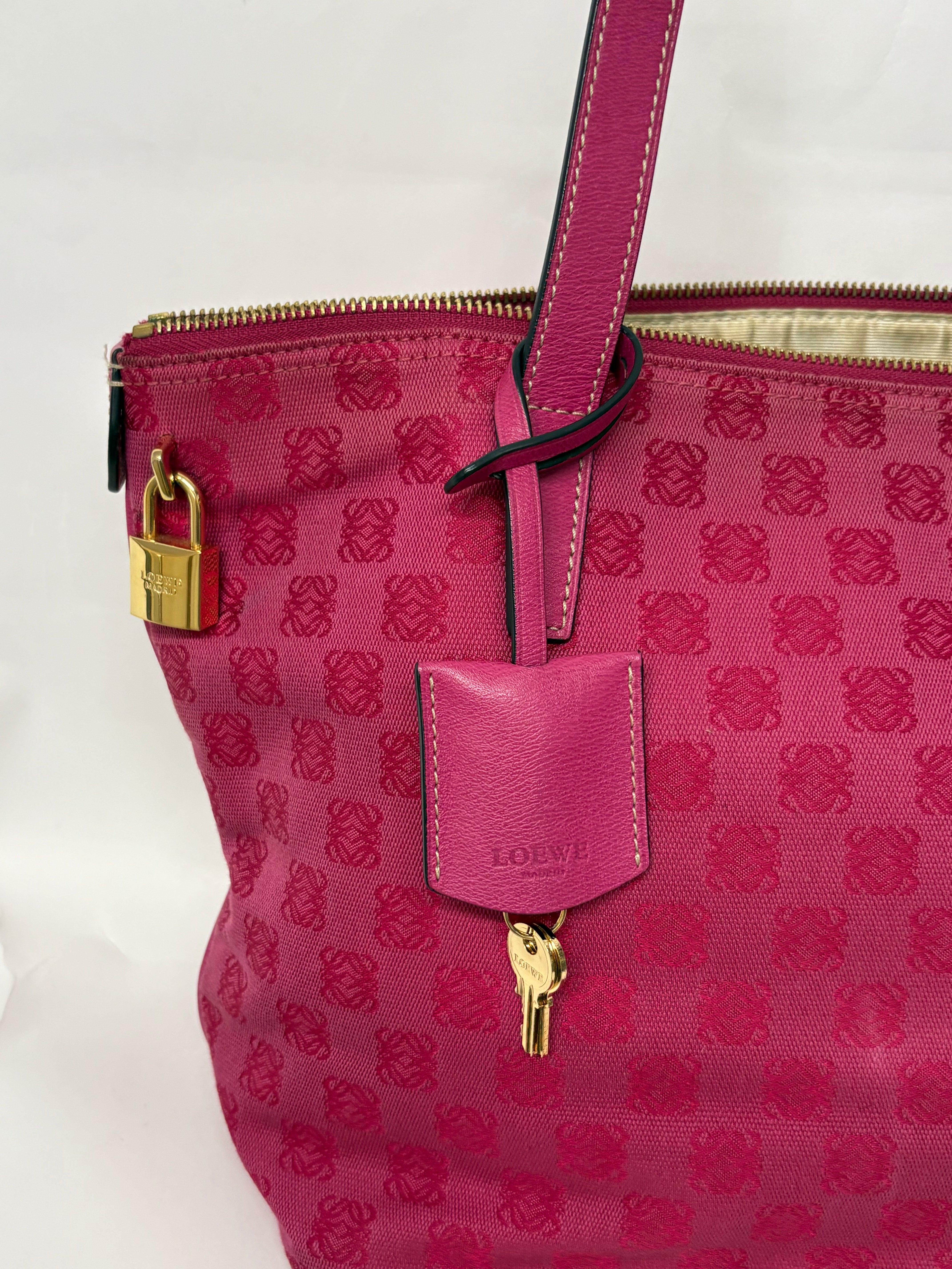 Loewe Tote Vintage Rosa Fucsia Anagram