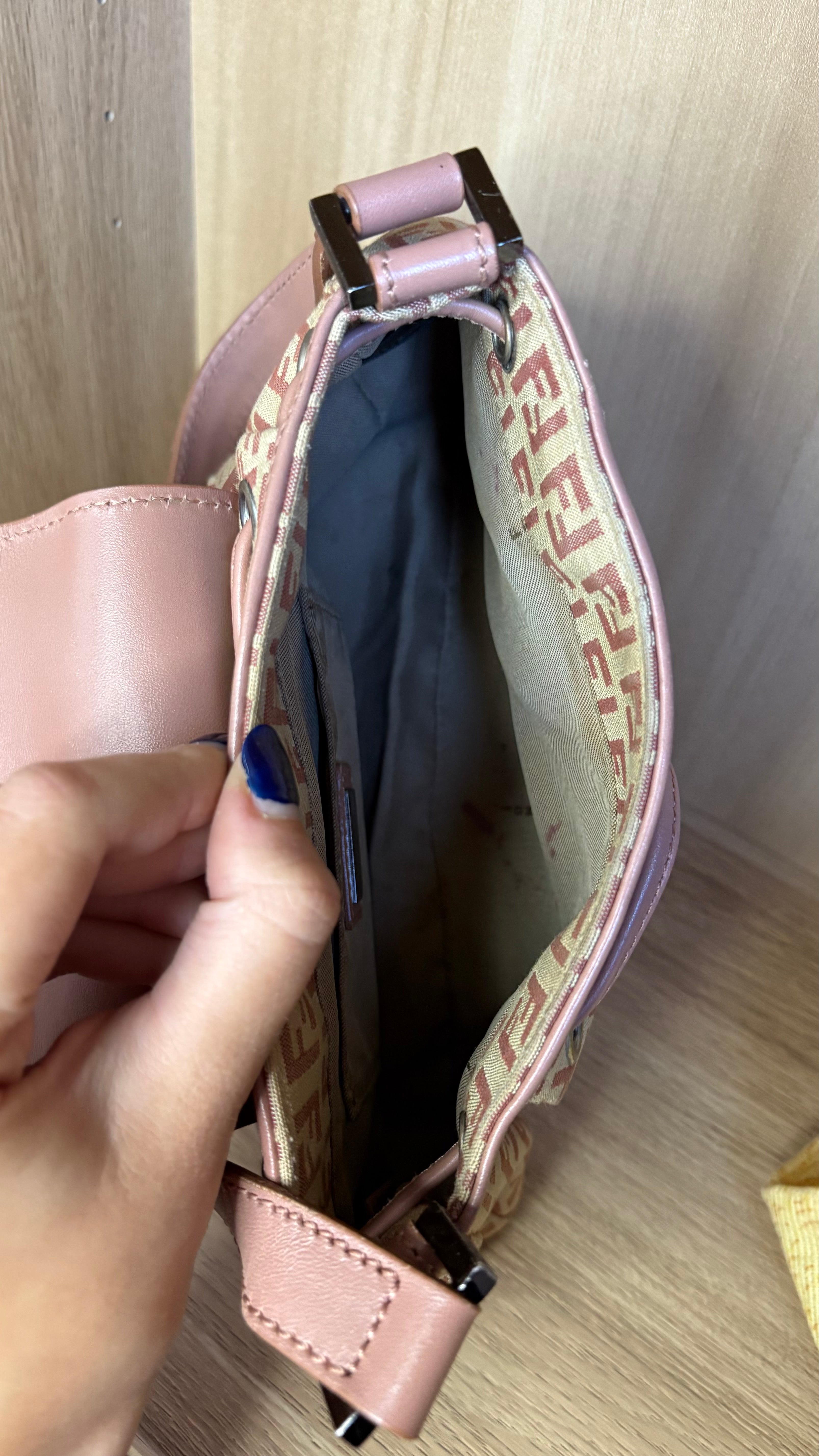FENDI baguette rosa