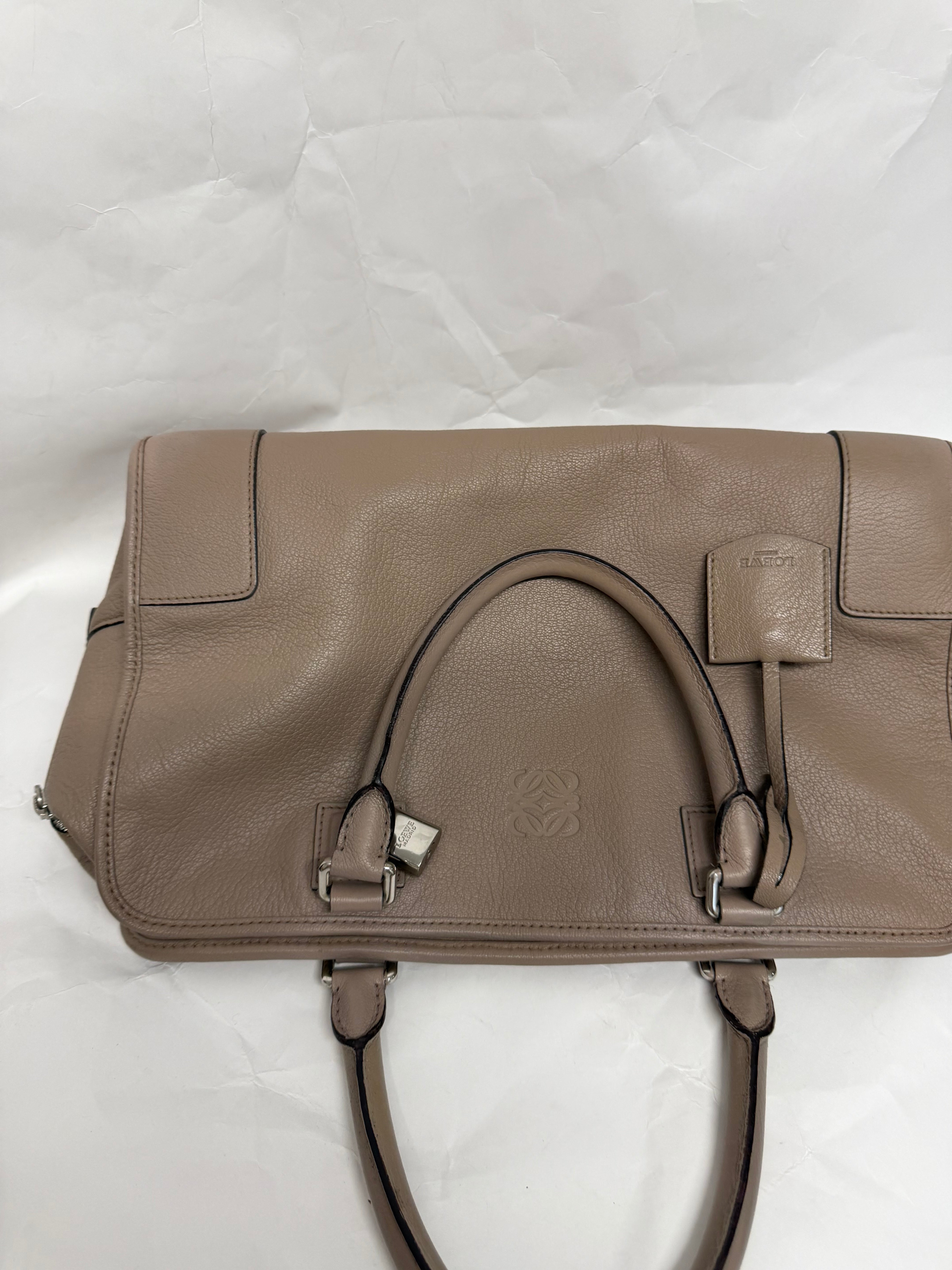 Loewe Amazona 36 | Piel Granulada Greige