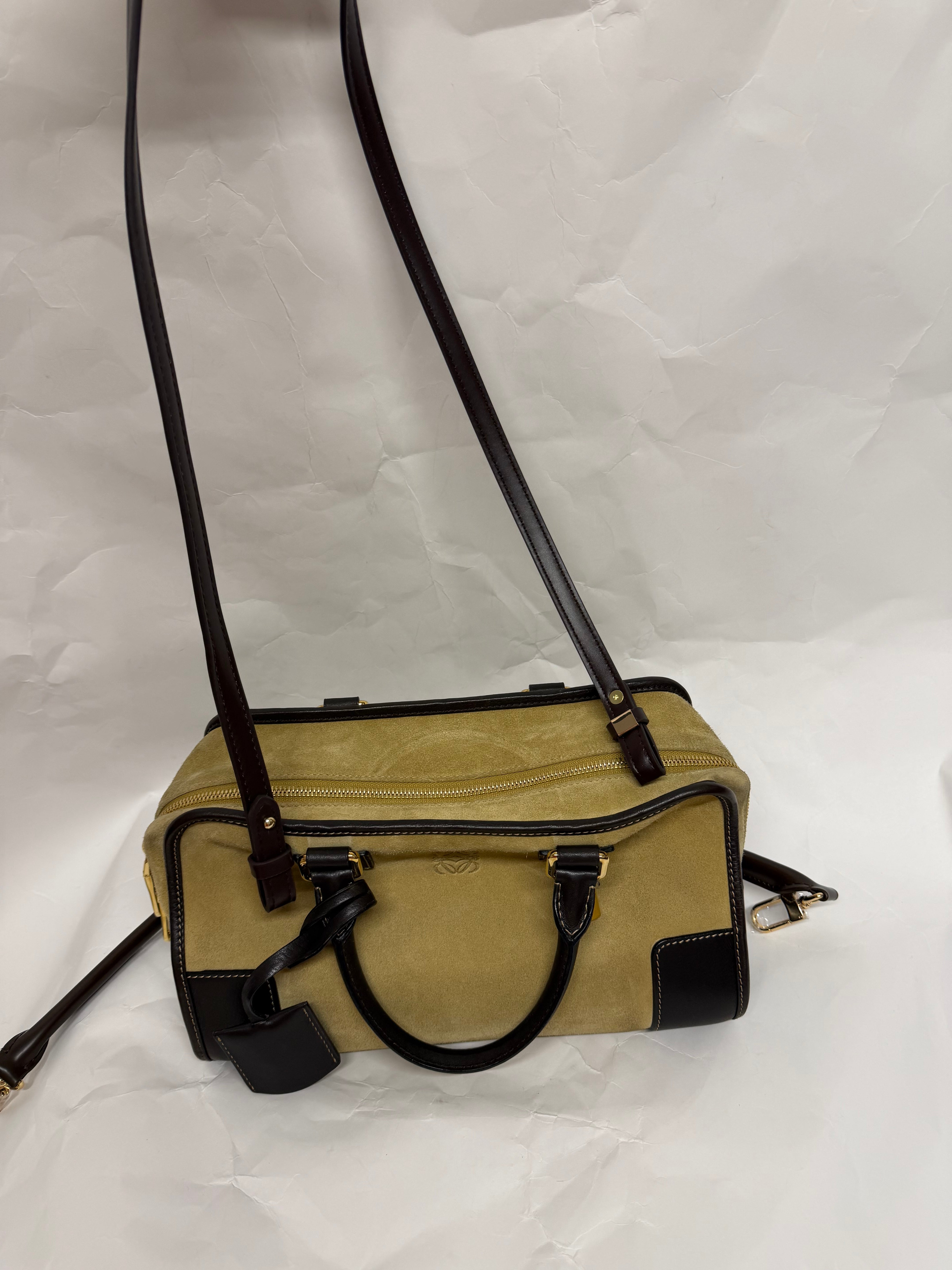 Loewe Amazona 30 ante oro marrón