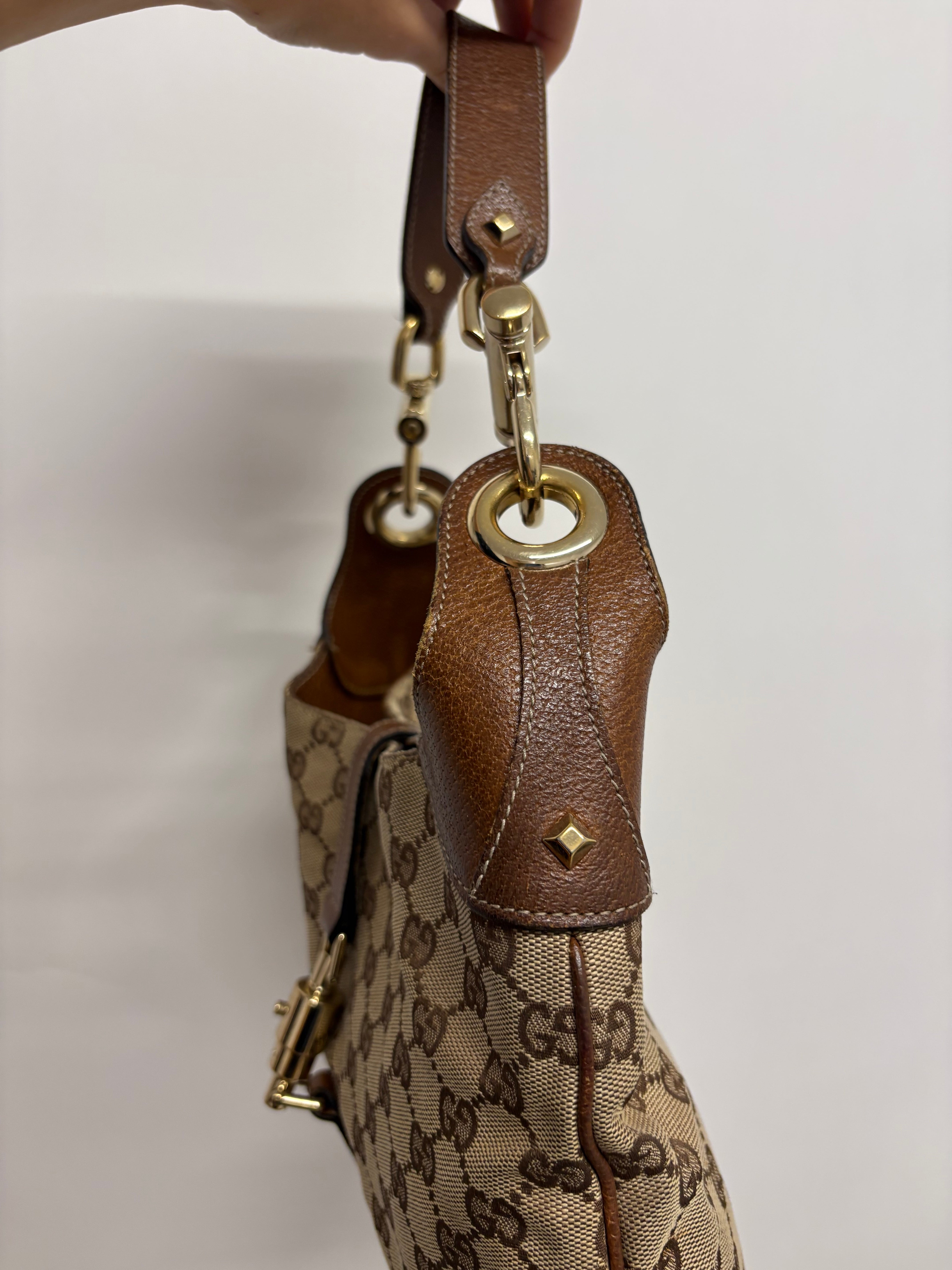 Gucci Jackie clásico GG Canvas + cierre pistón